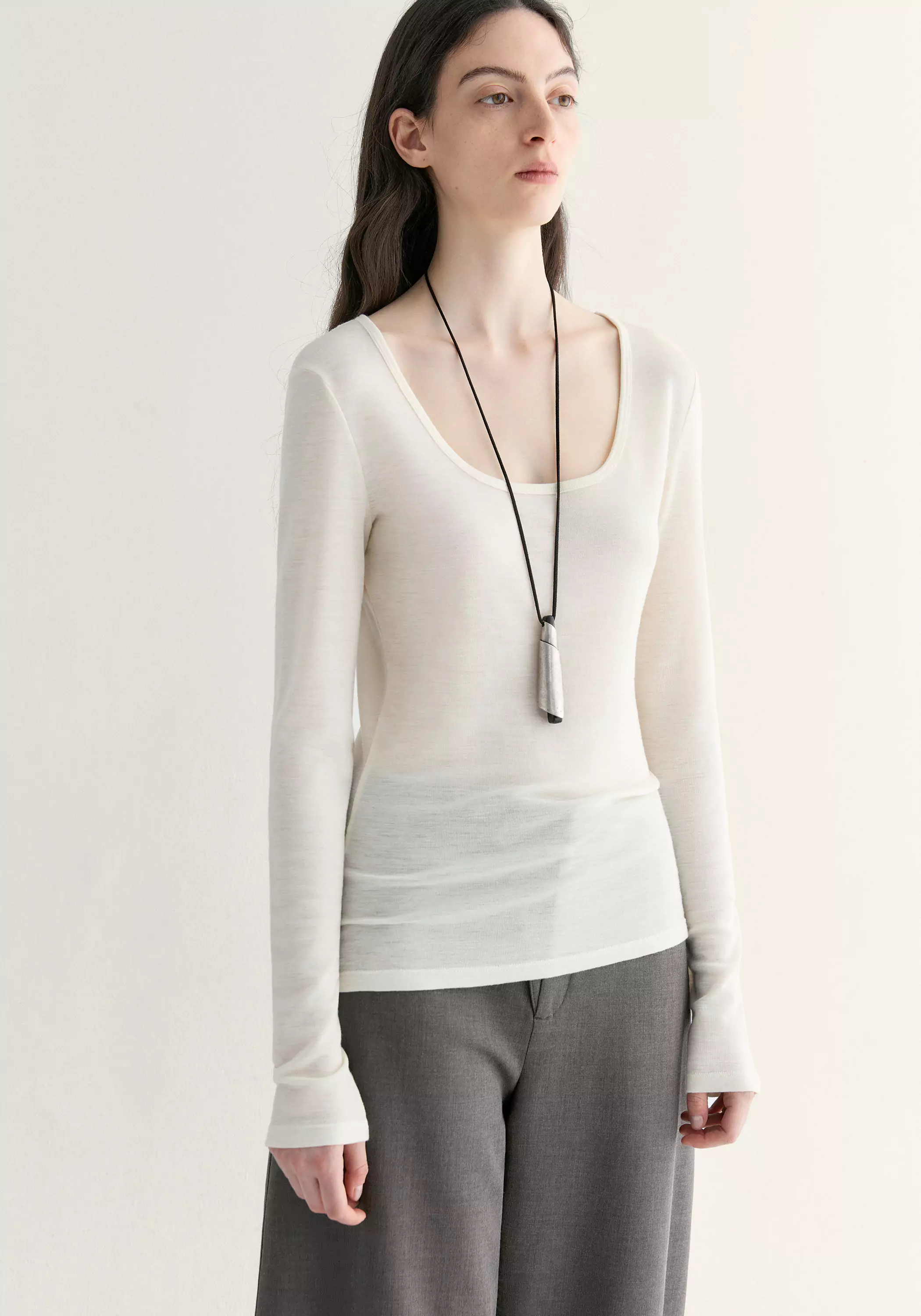Merino Wool Ballet-neck Layering Top - Image 8