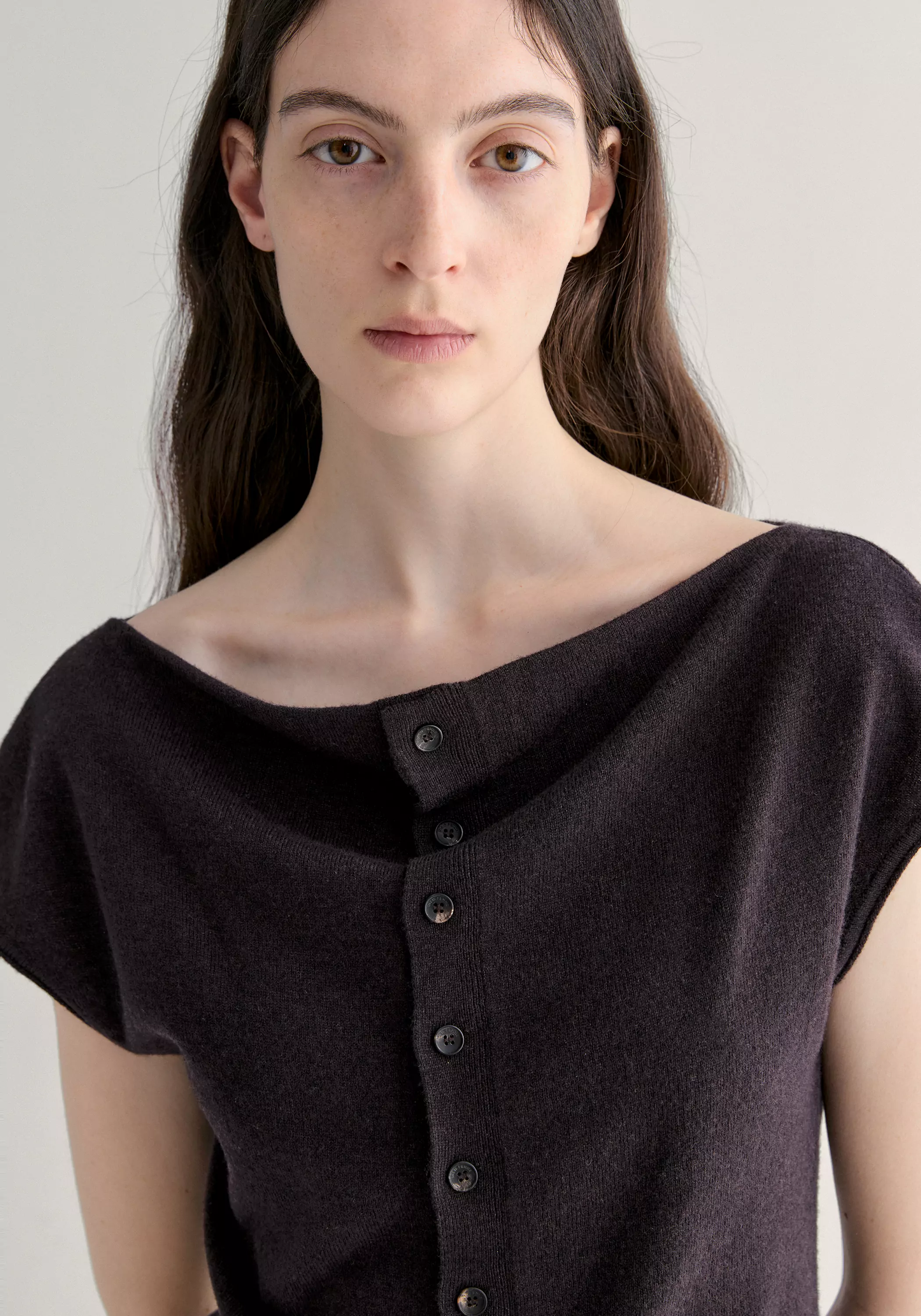 Merino Wool Cowl-neck Top - Image 9