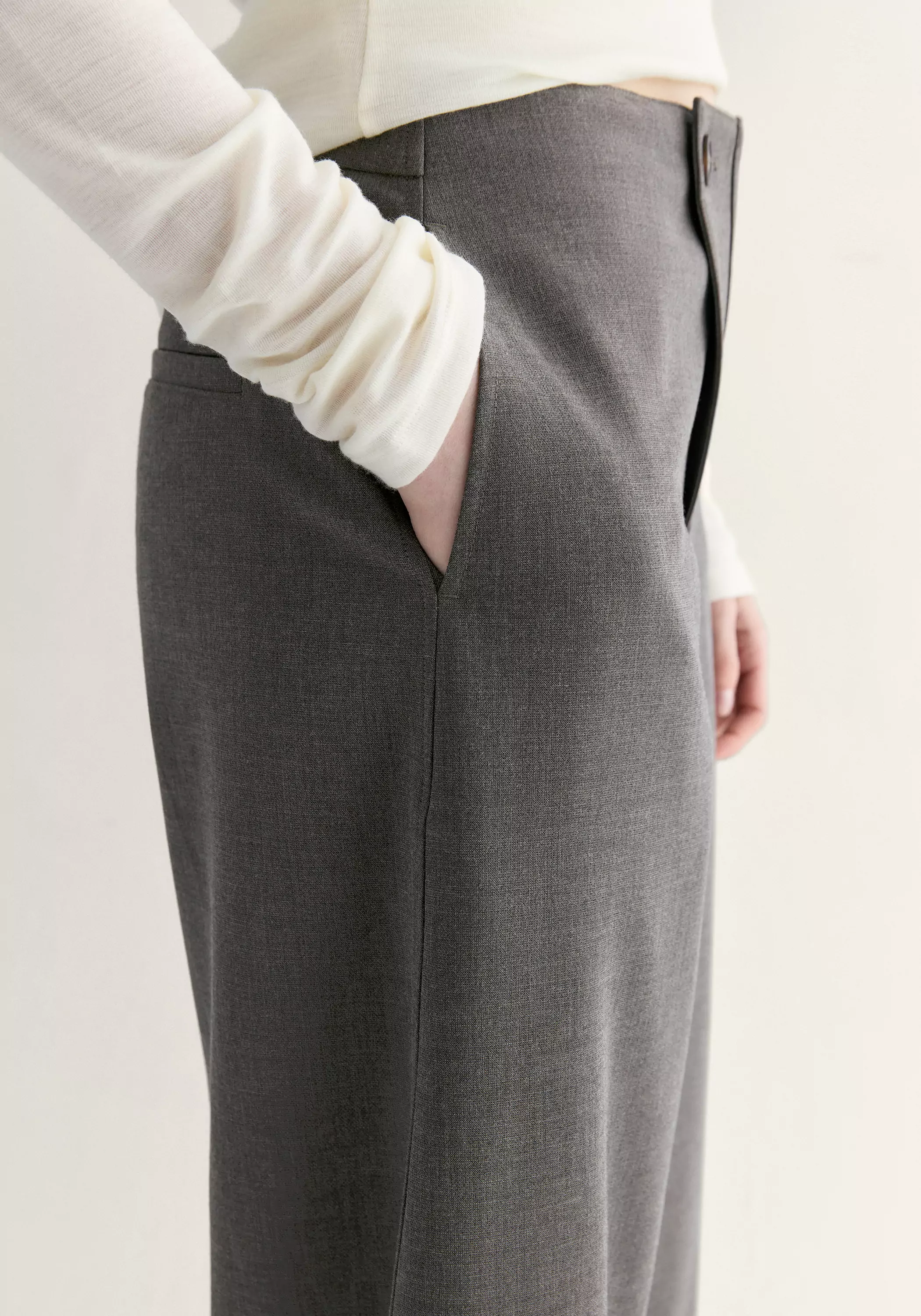 Asymmetric Cropped Pants - Image 7