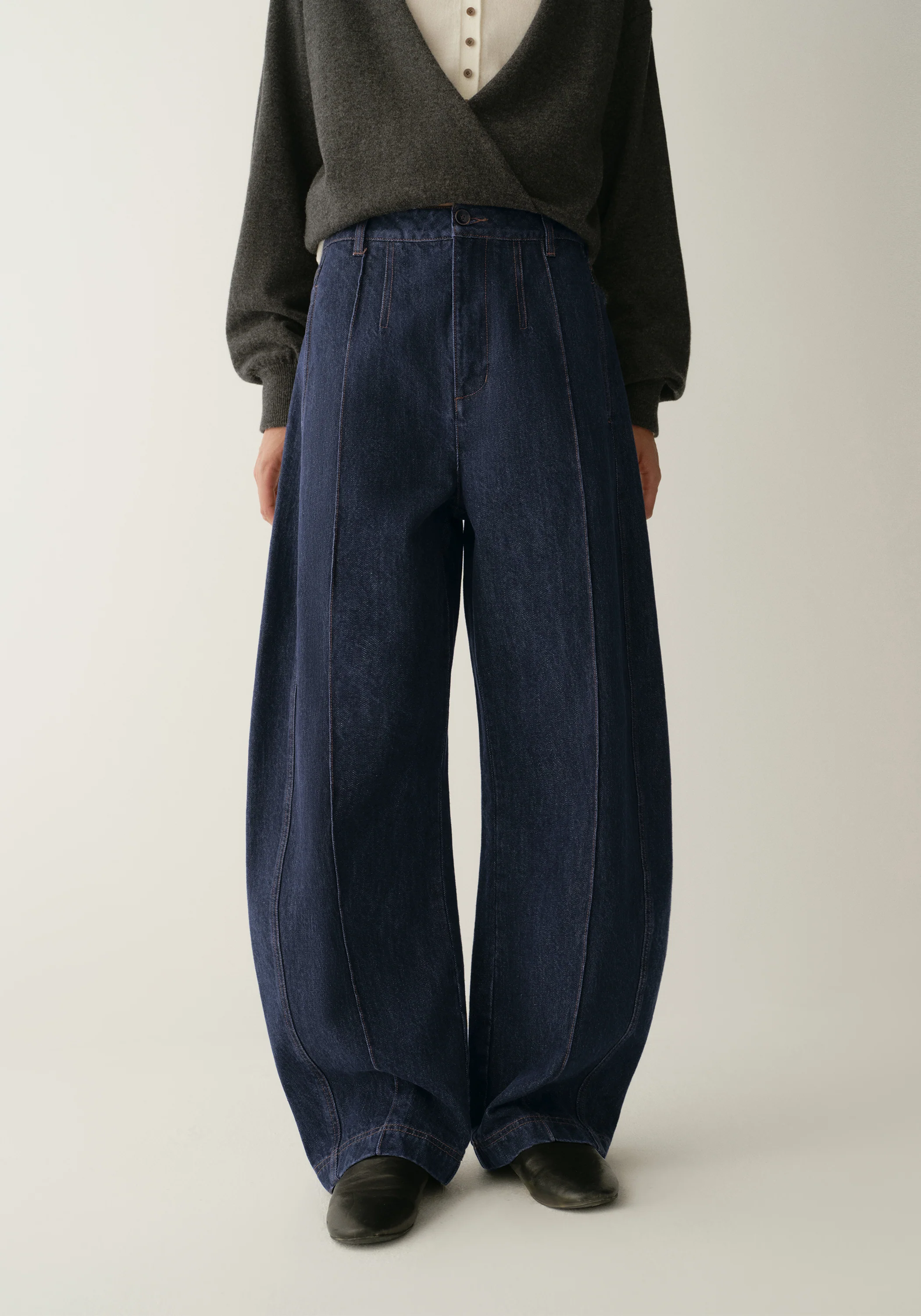 Cotton Curved Jeans - Image 21
