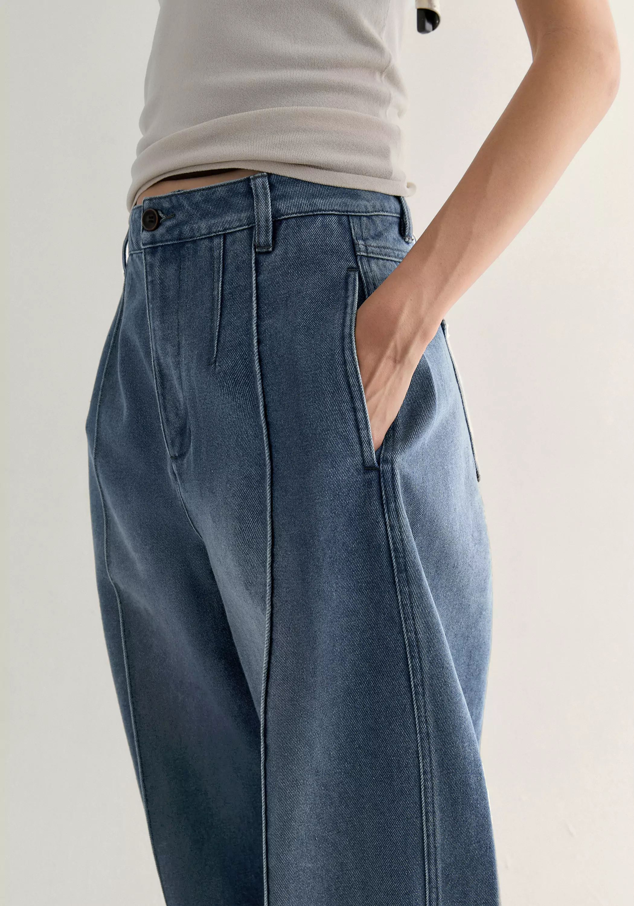 Cotton Curved Jeans - Image 9