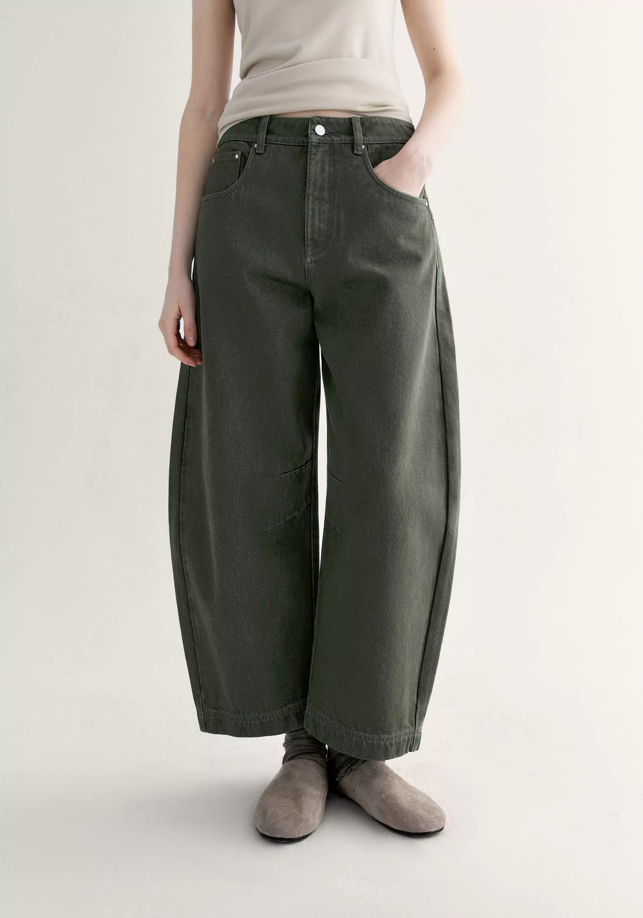 Cropped Baggy Jeans - Image 6