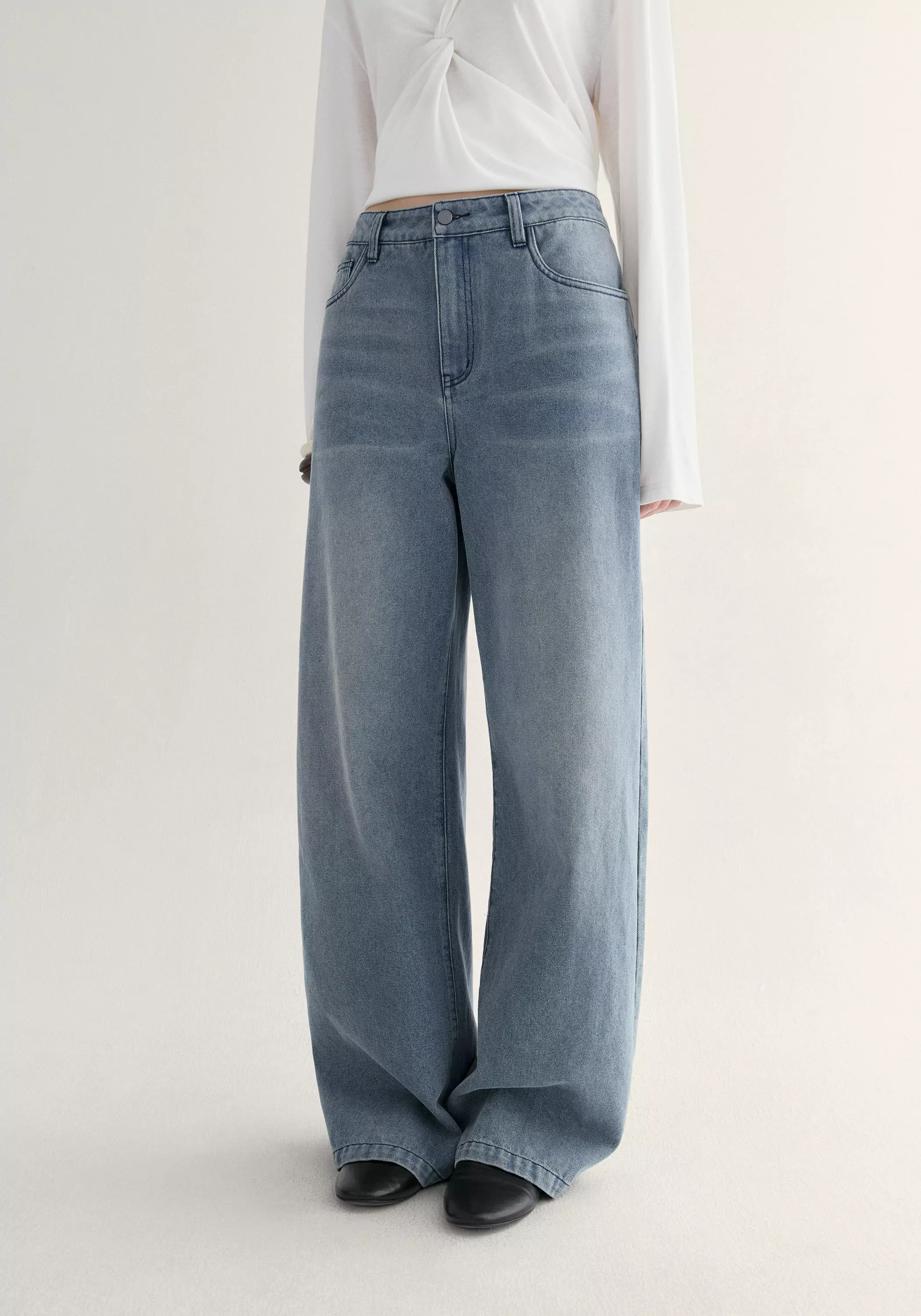 Low-rise Wide-leg Jeans - Image 6