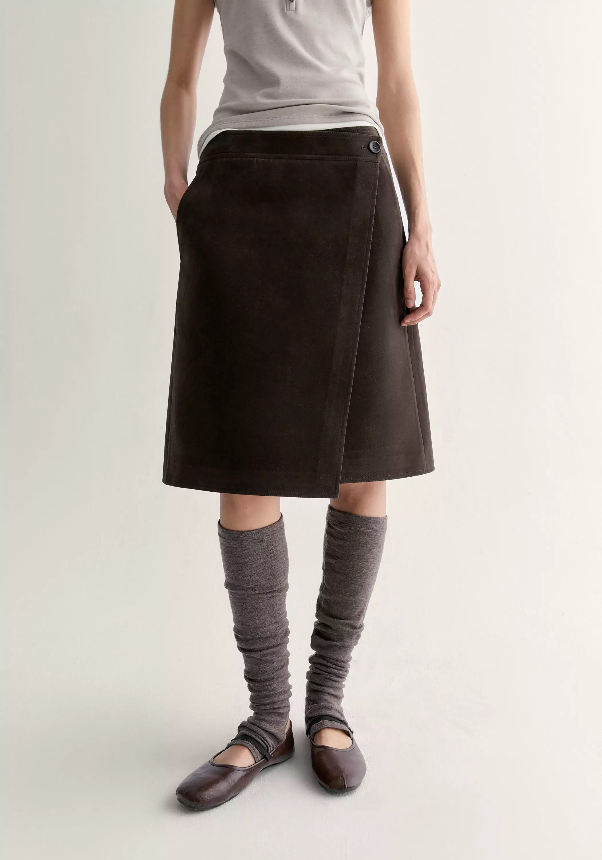 Asymmetric Overlay Mini Skirt - Image 8