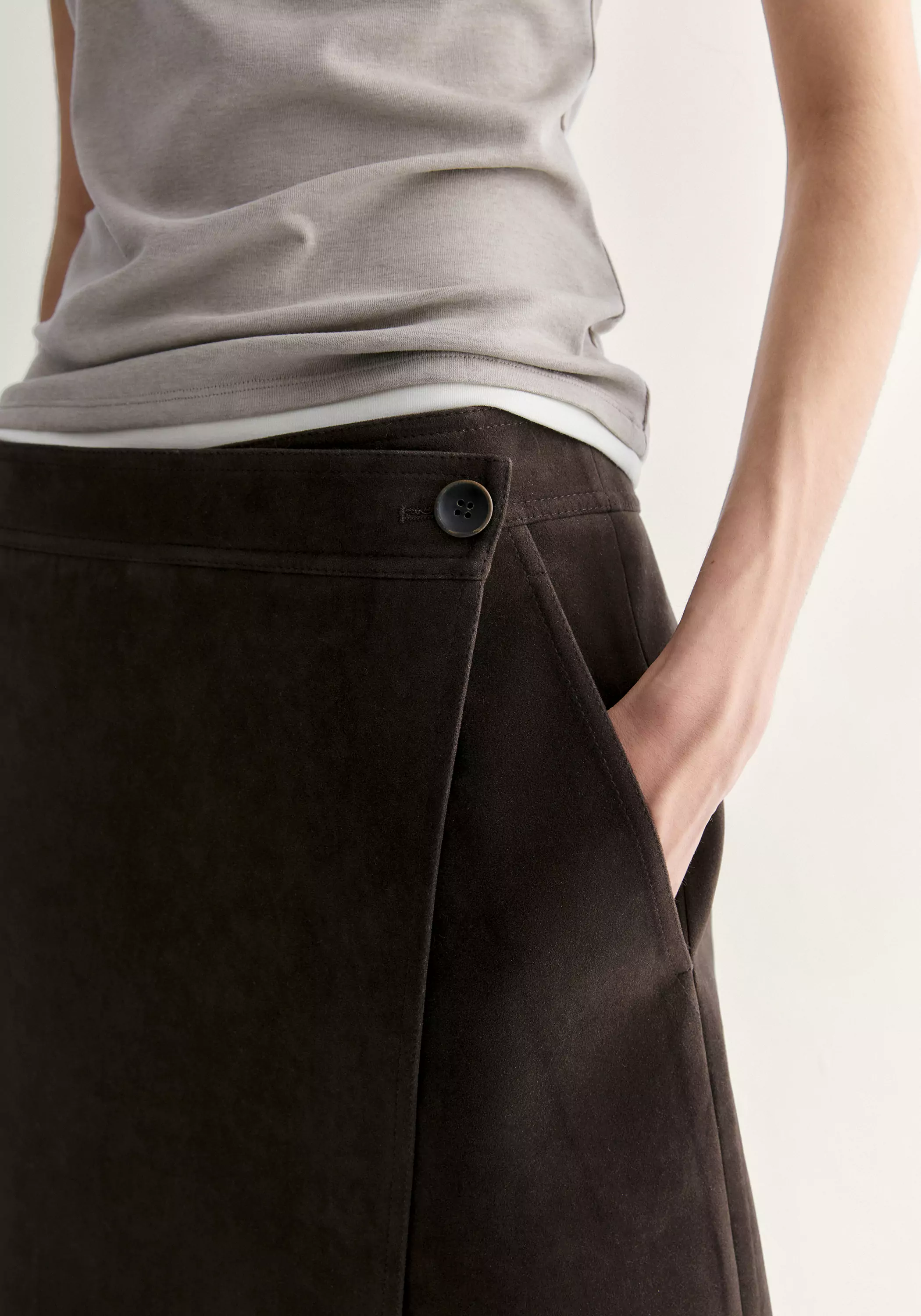 Asymmetric Overlay Mini Skirt - Image 9