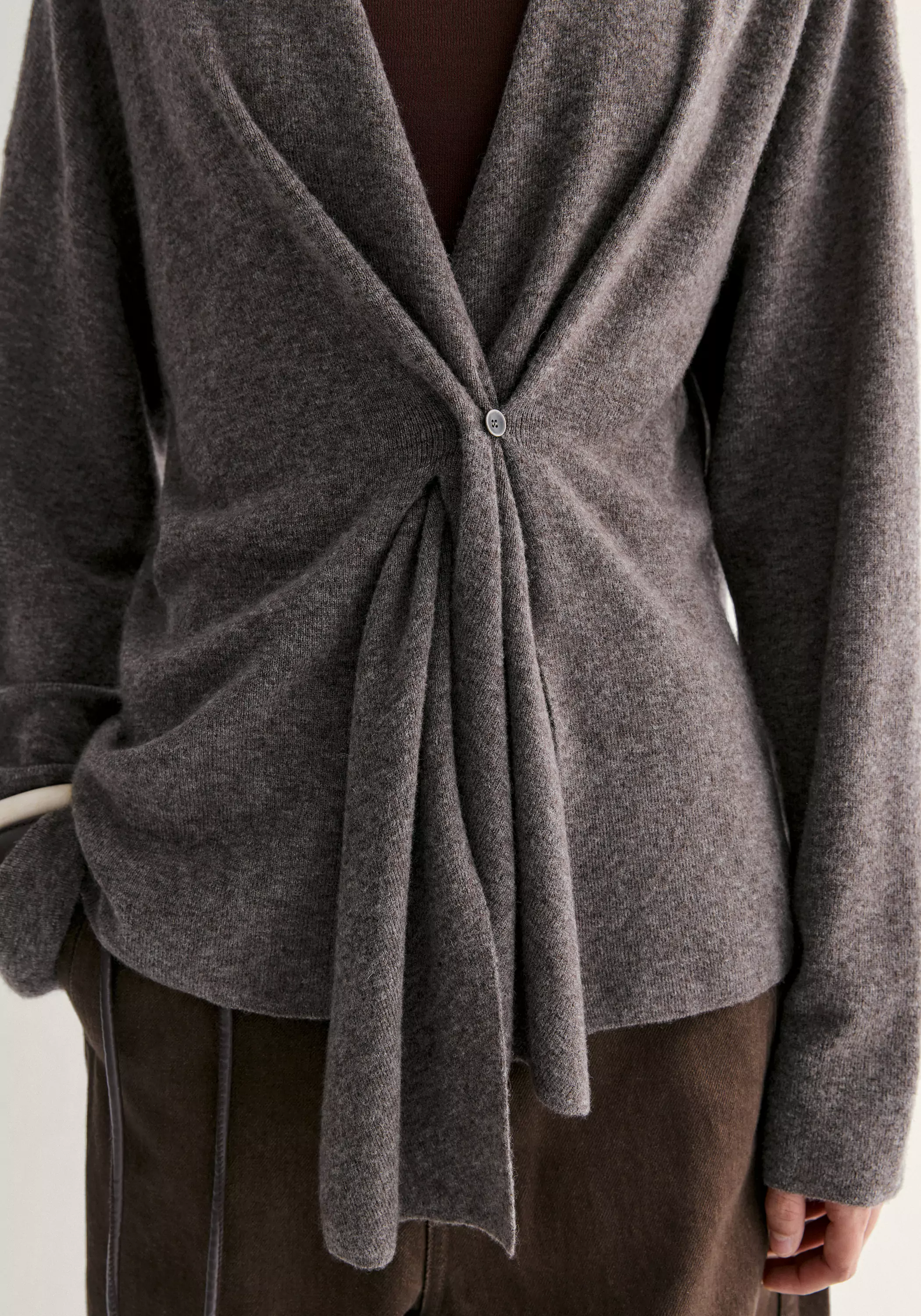 Twist-knot Knitted Cardigan - Image 10