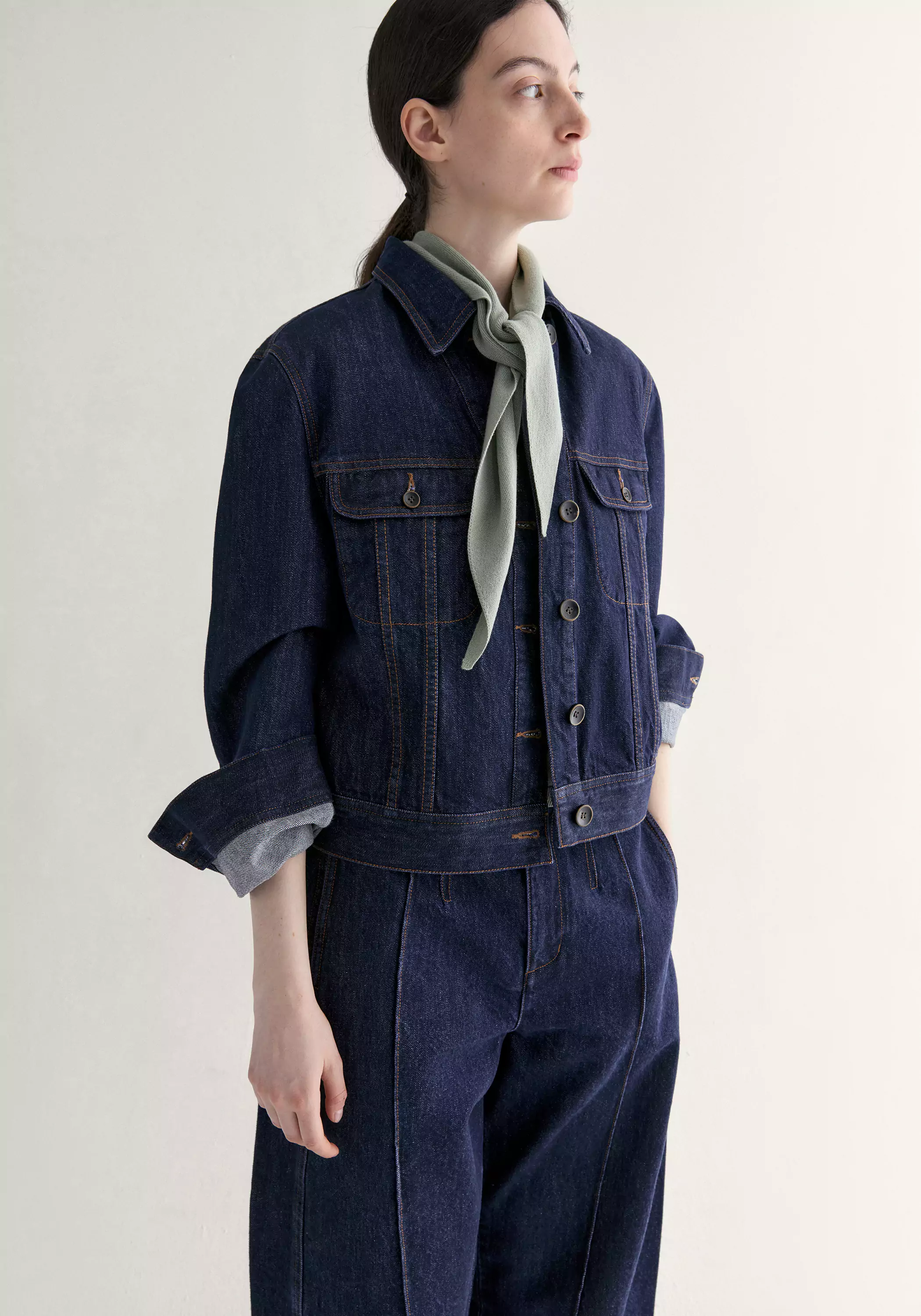 Cropped Denim Jacket - Image 18