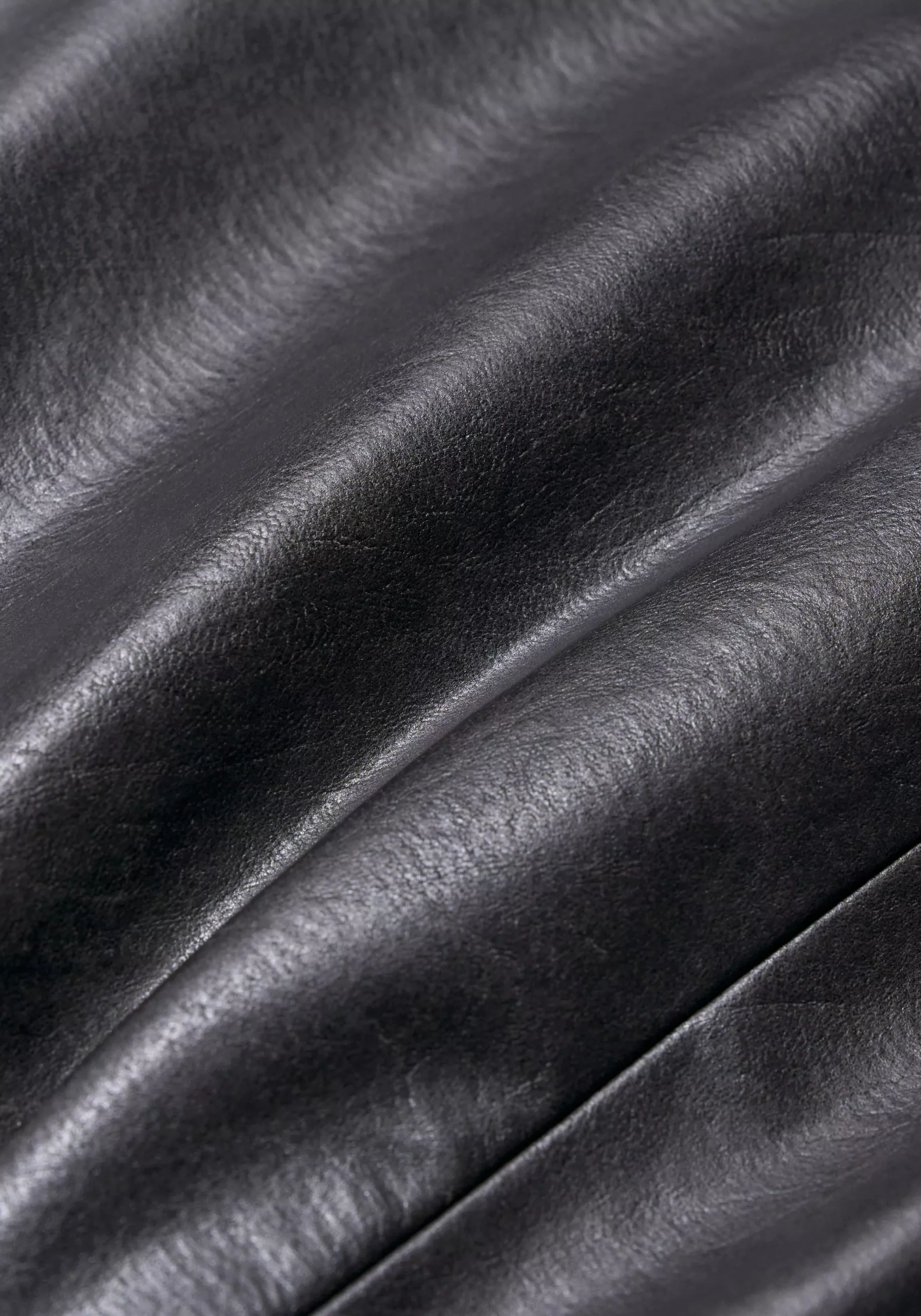 Short Leather Jacket - Image 15