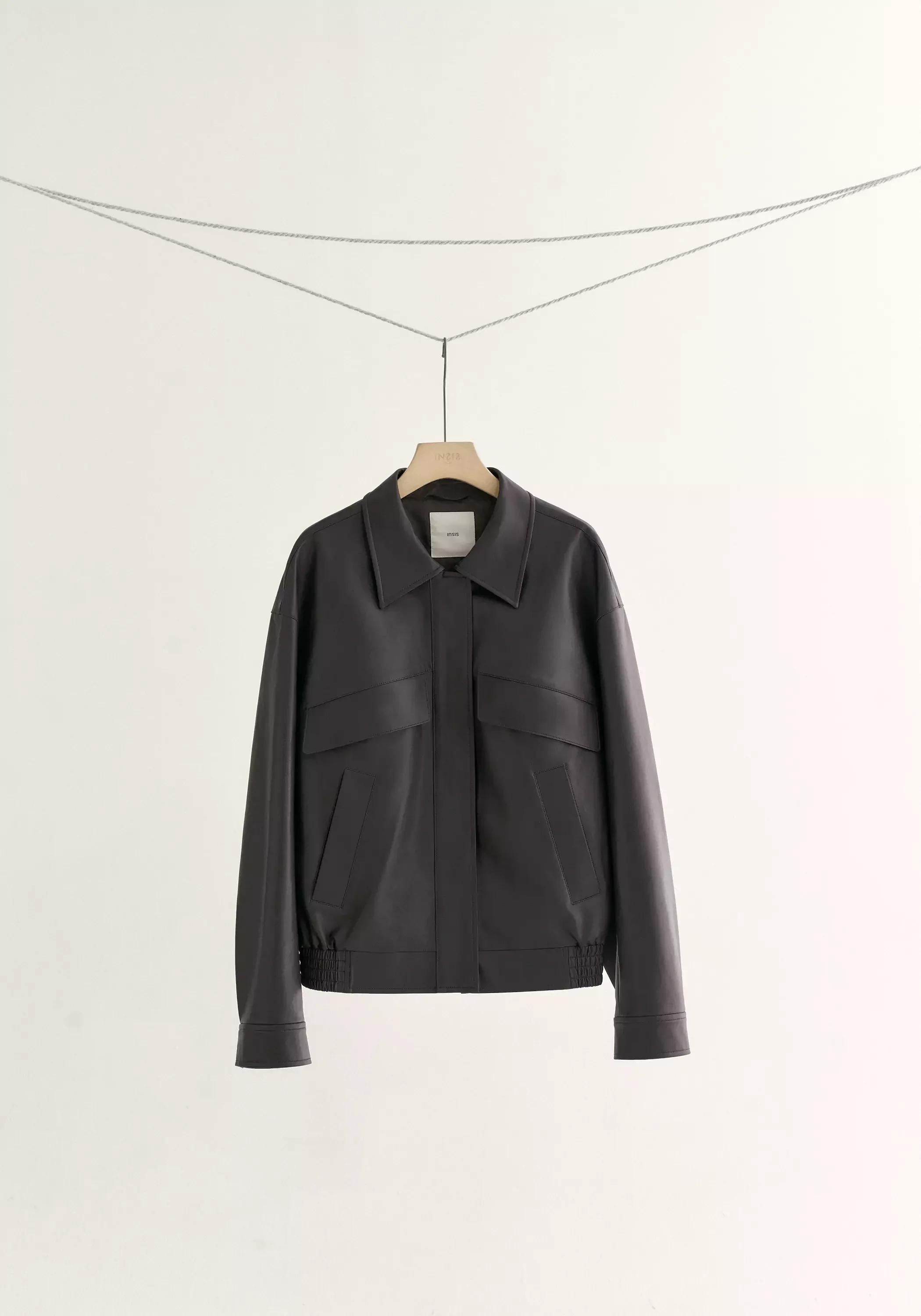 Short Leather Jacket - Image 16