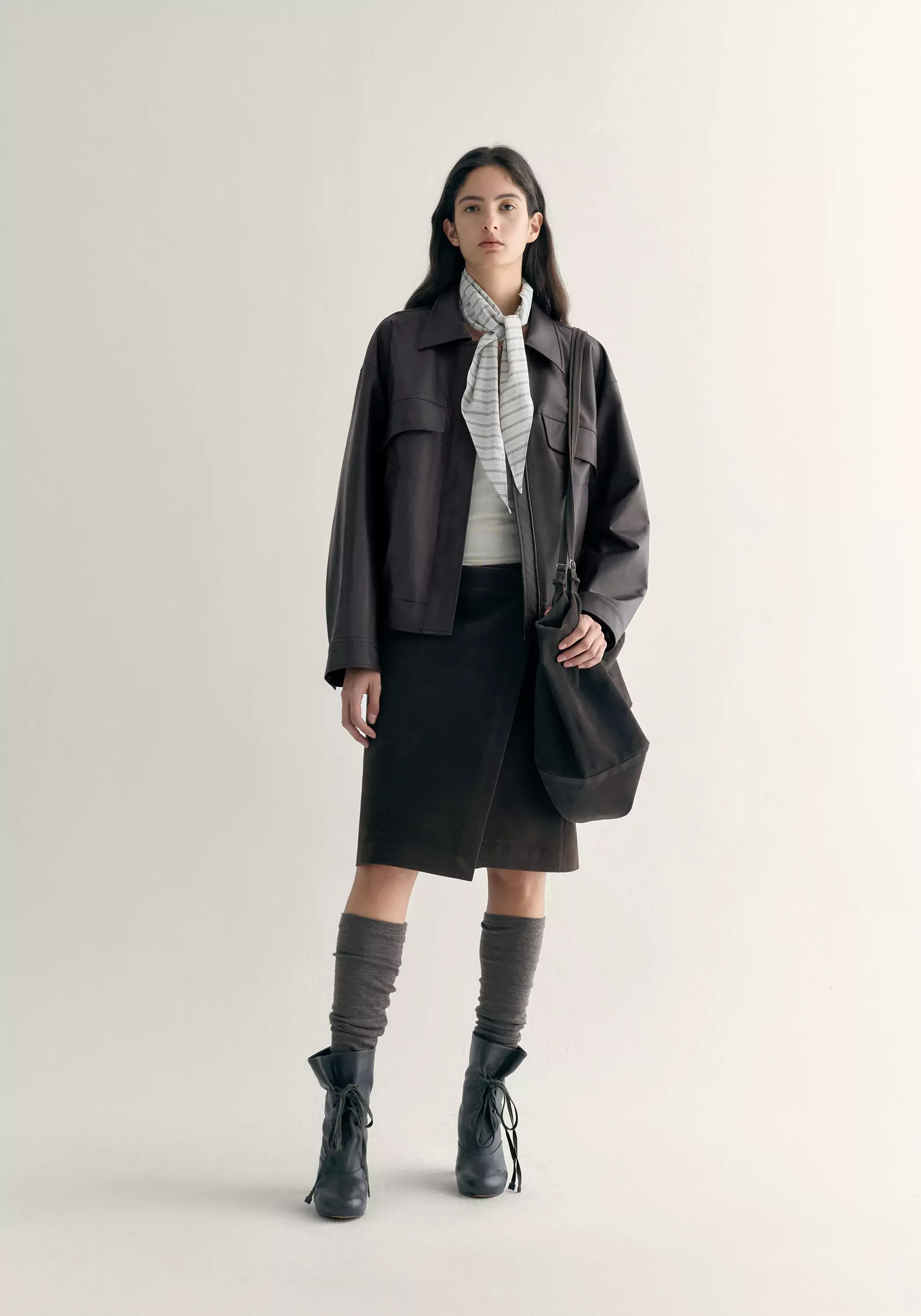Short Leather Jacket - Image 3