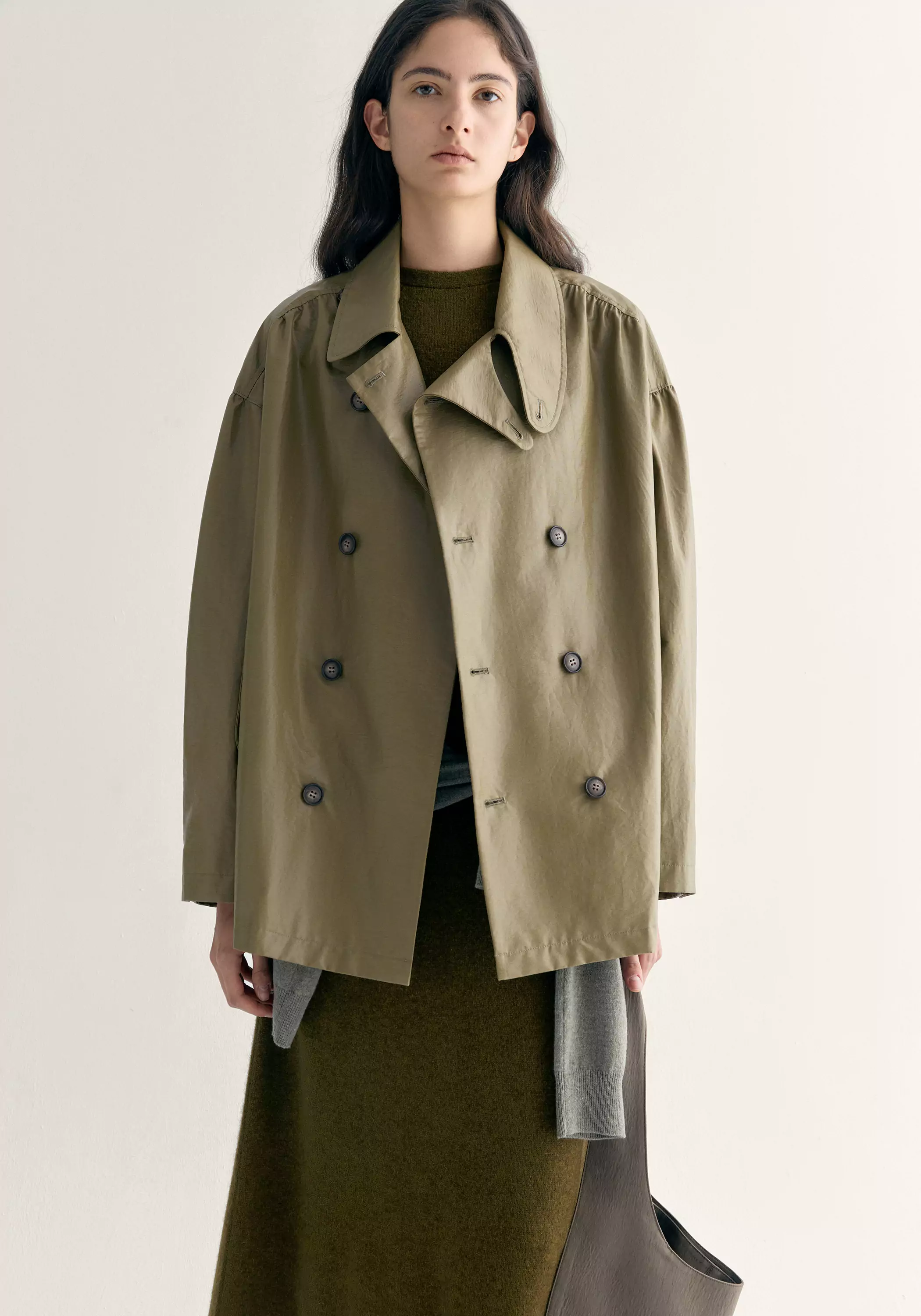 Coated Convertible-collar Short Trench - Image 15