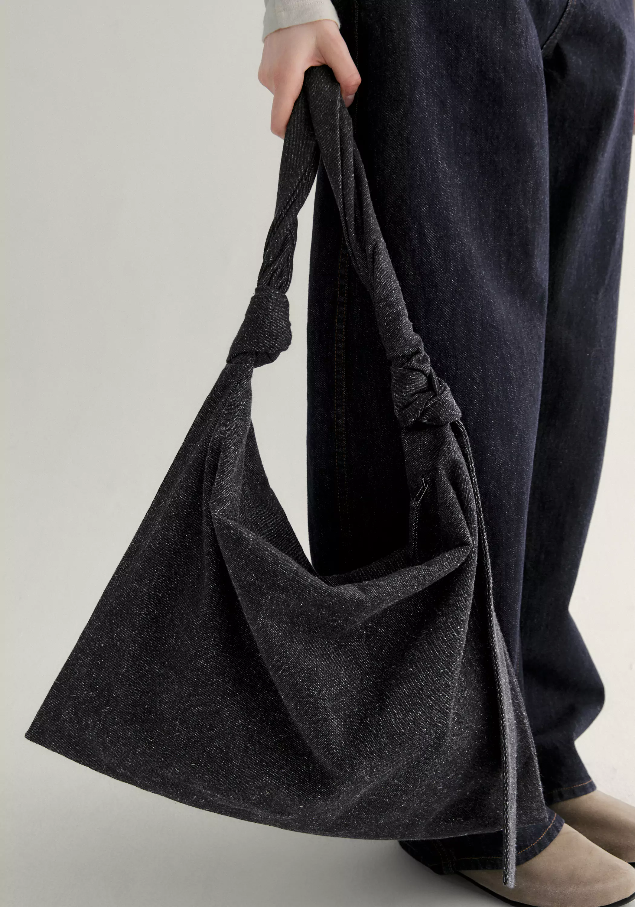 Large Crossbody Tote - Image 5