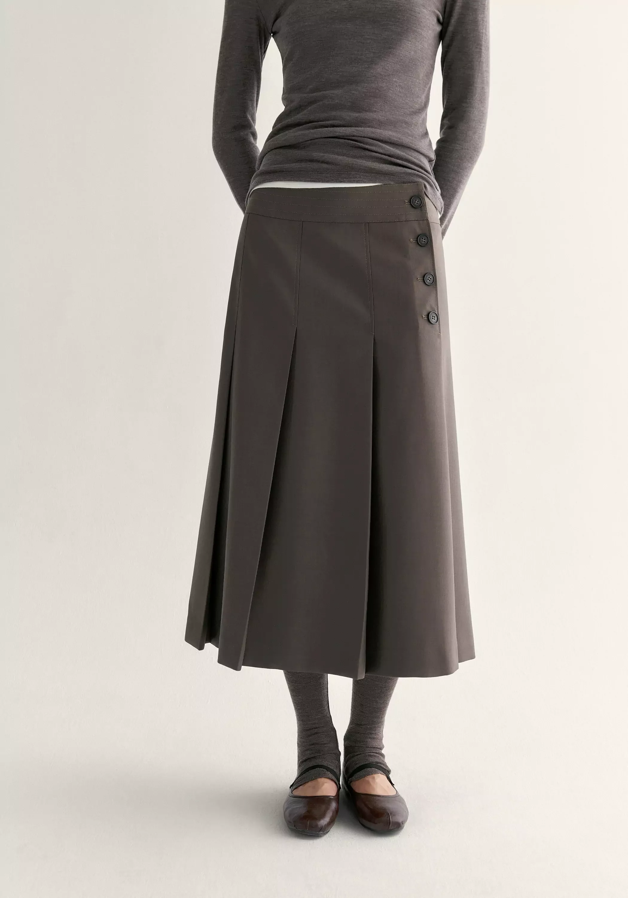 Merino Wool Pleated Skirt - Image 14