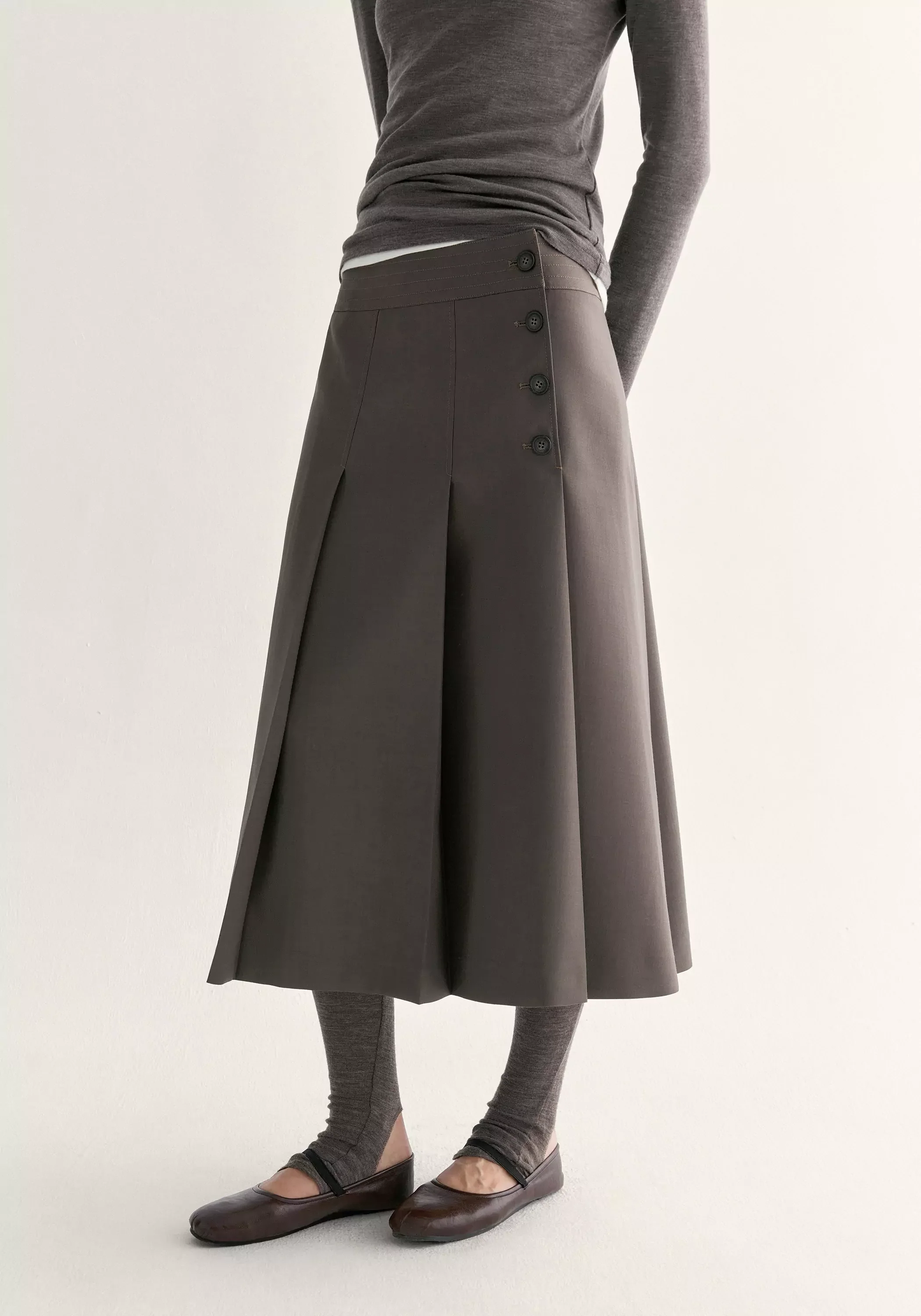 Merino Wool Pleated Skirt - Image 16