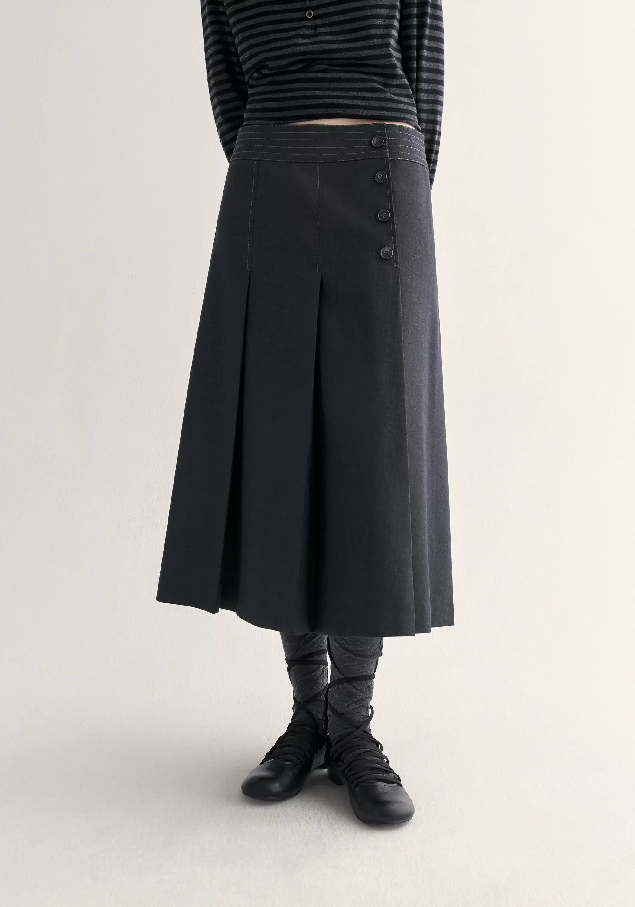 Merino Wool Pleated Skirt - Image 7