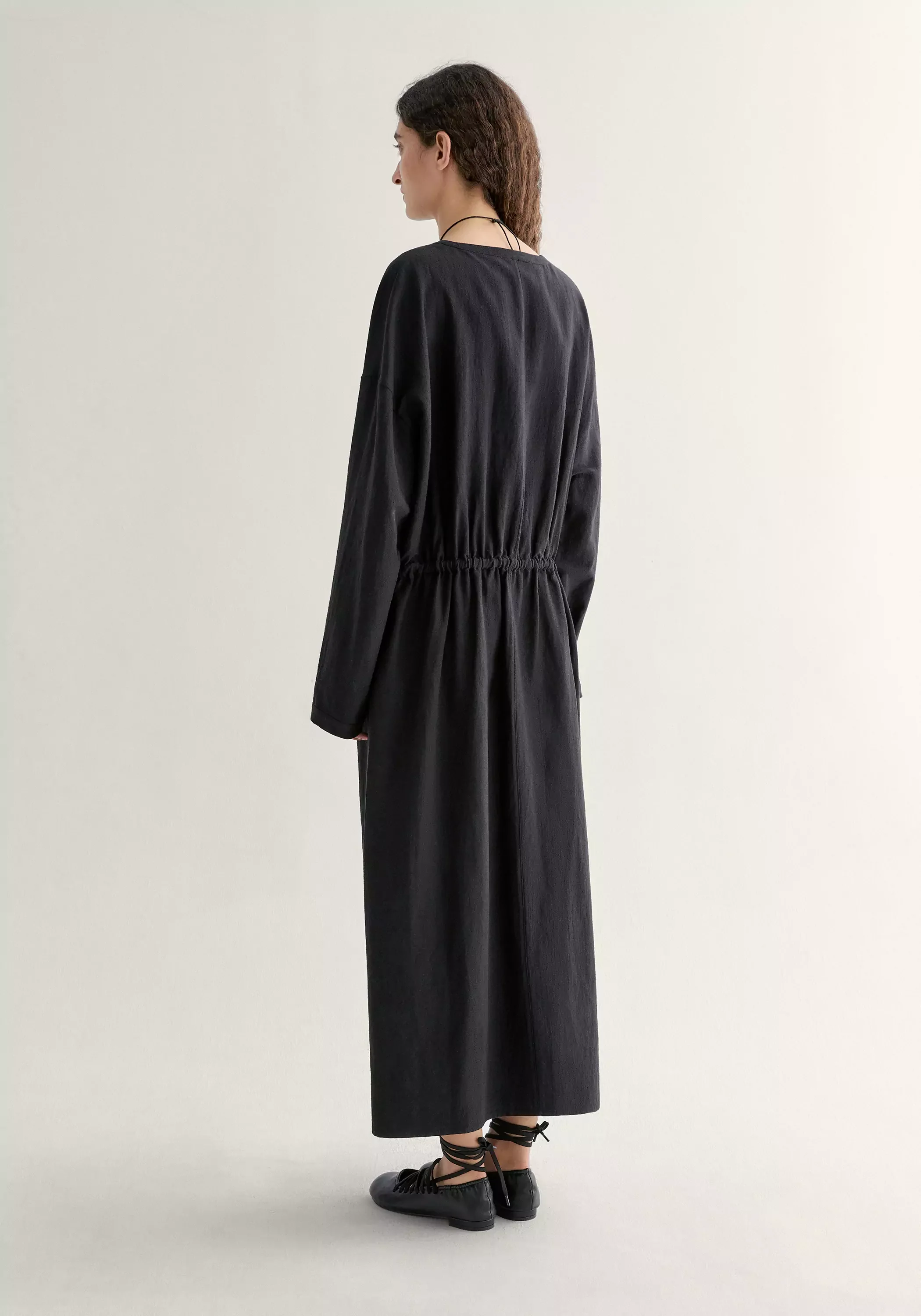 V-neck Pocket Dress - Image 13