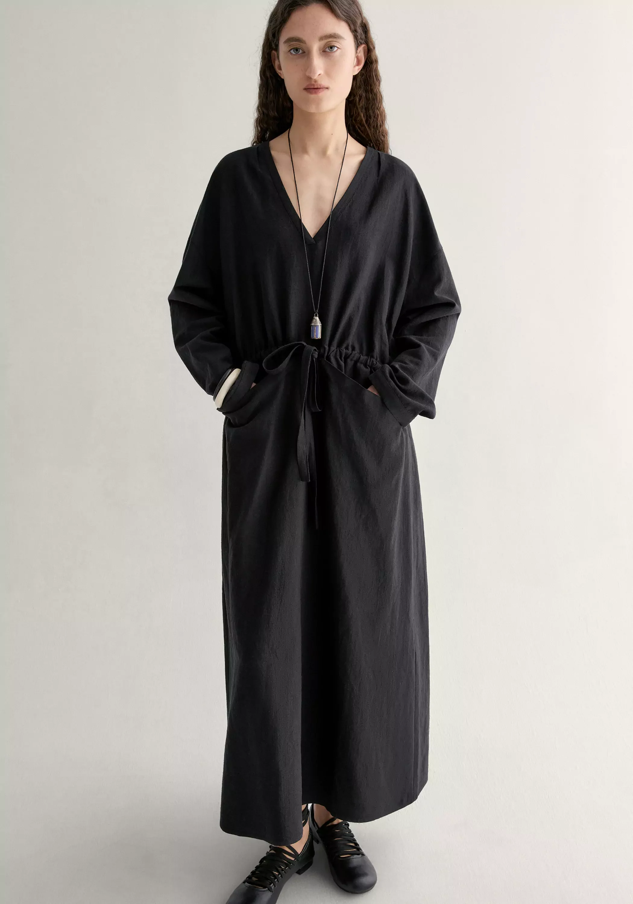 V-neck Pocket Dress - Image 15
