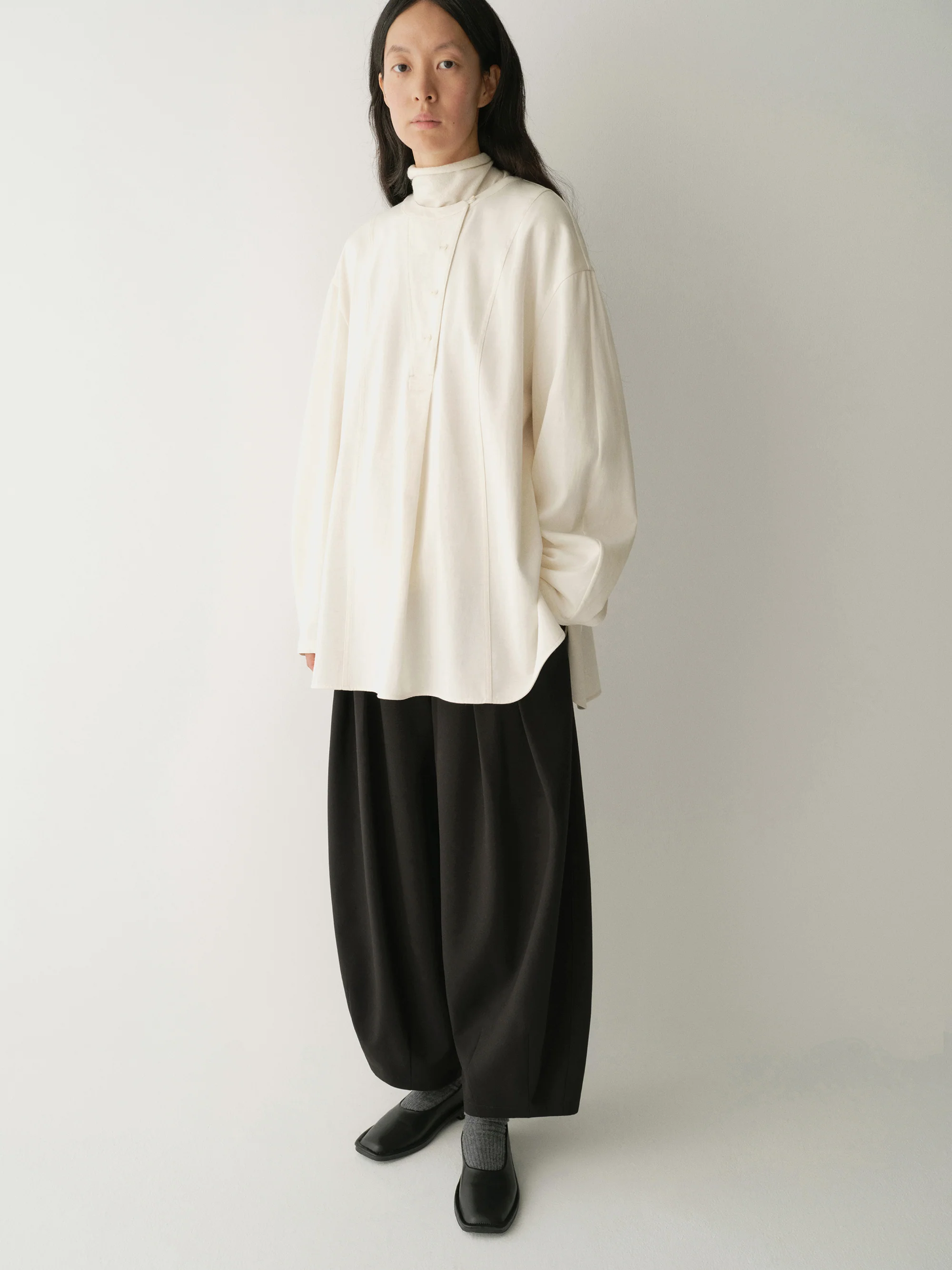 Curved Placket Flare Shirt - Image 10
