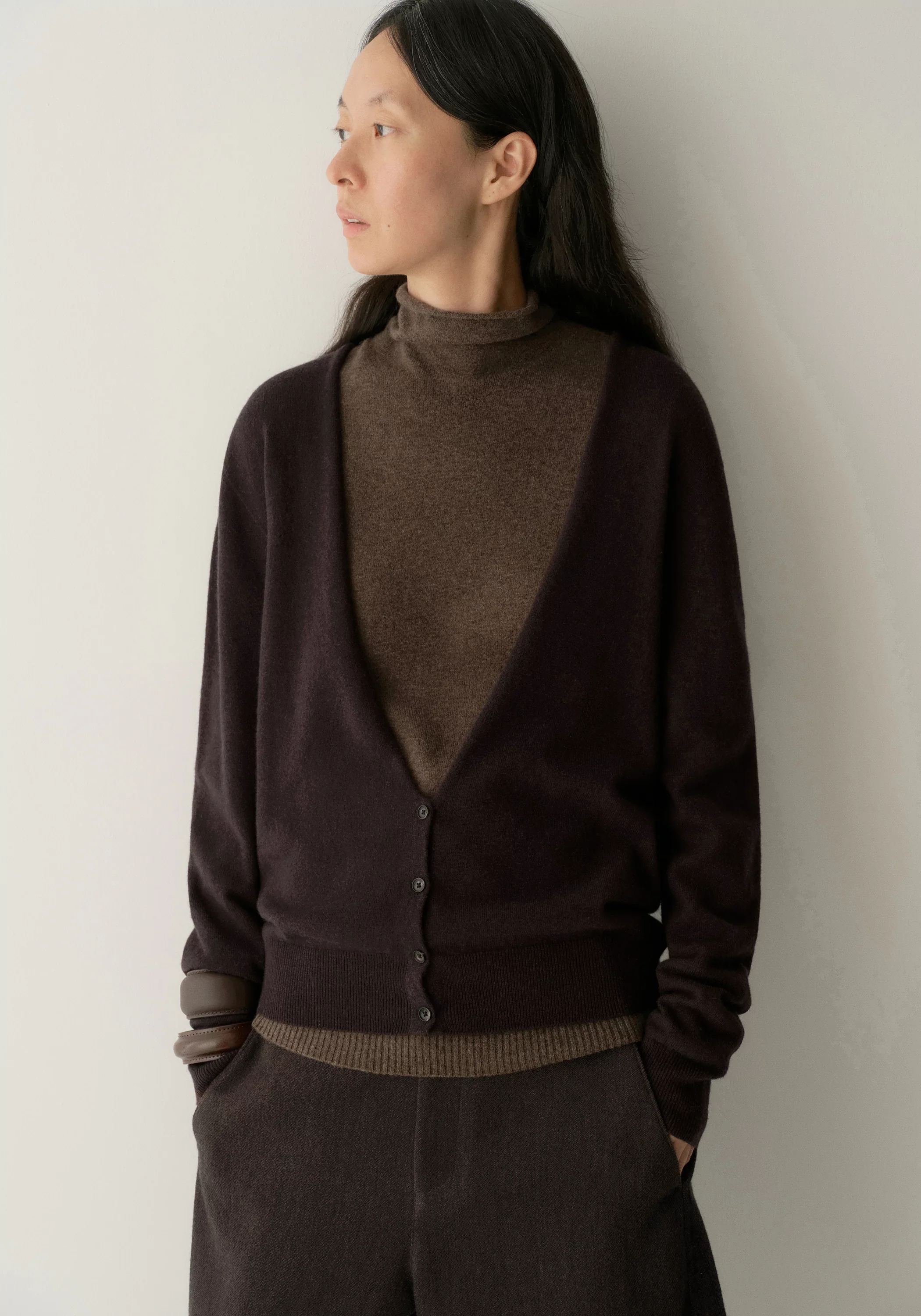 Merino Wool V-neck Seamless Cardigan - Image 8