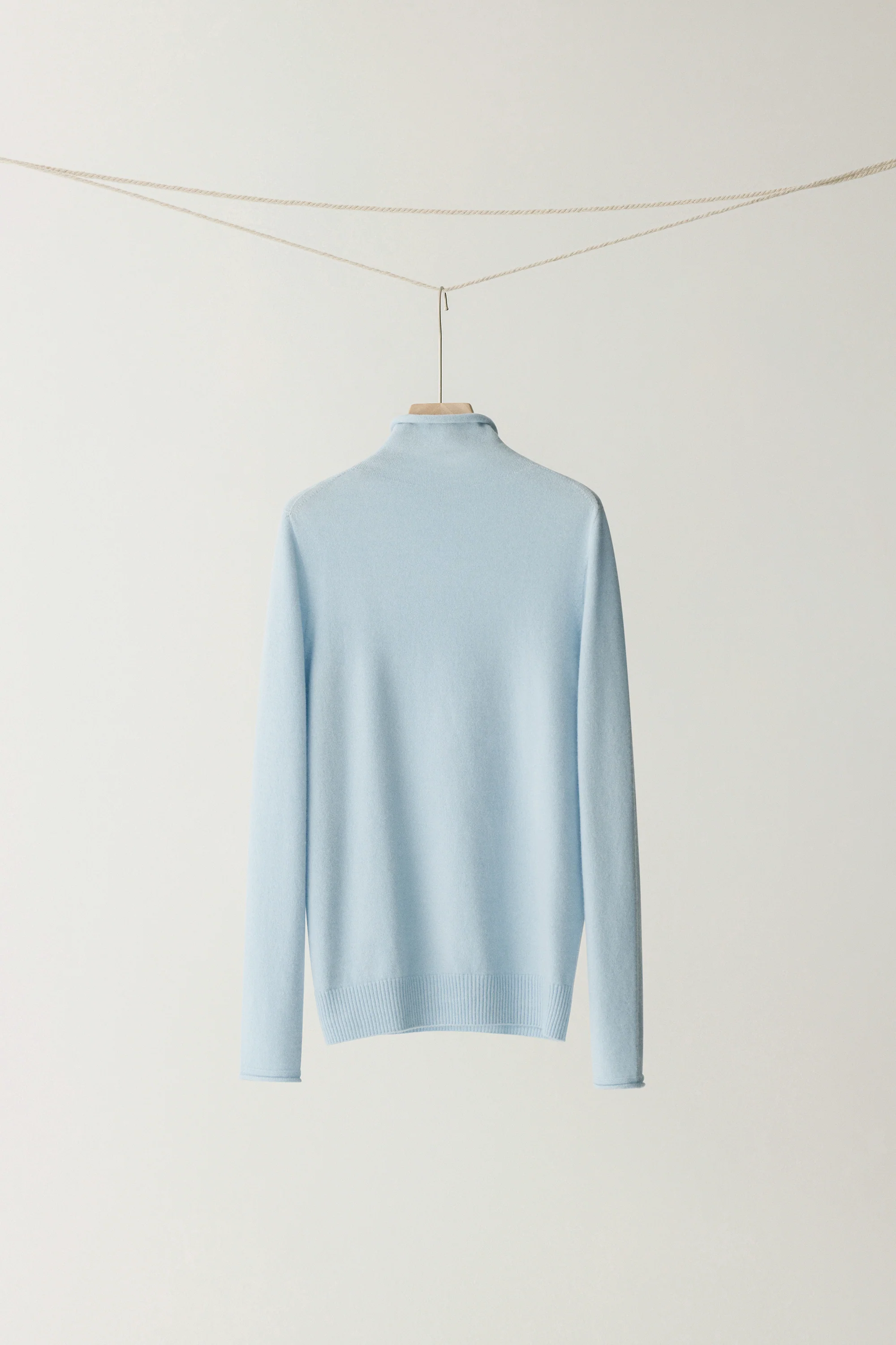Wool Cashmere Seamless Top - Image 12