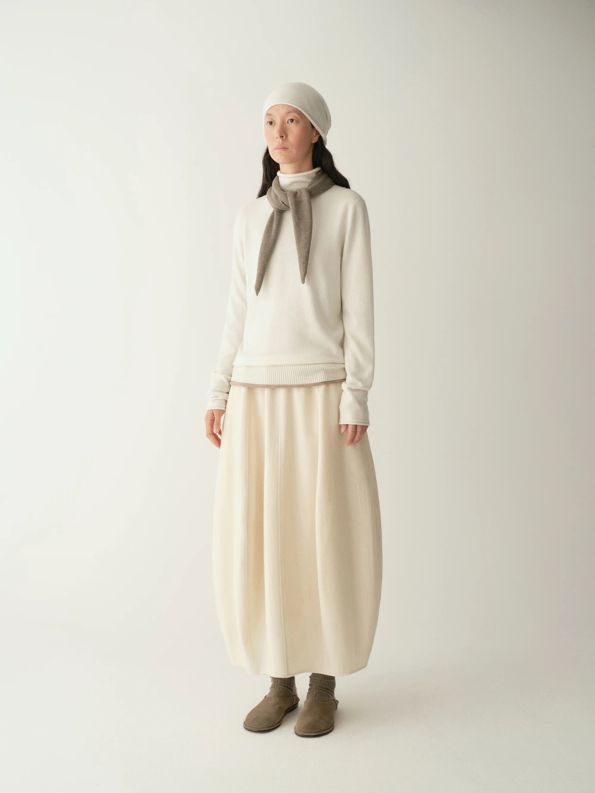 Wool Cashmere Seamless Top - Image 14