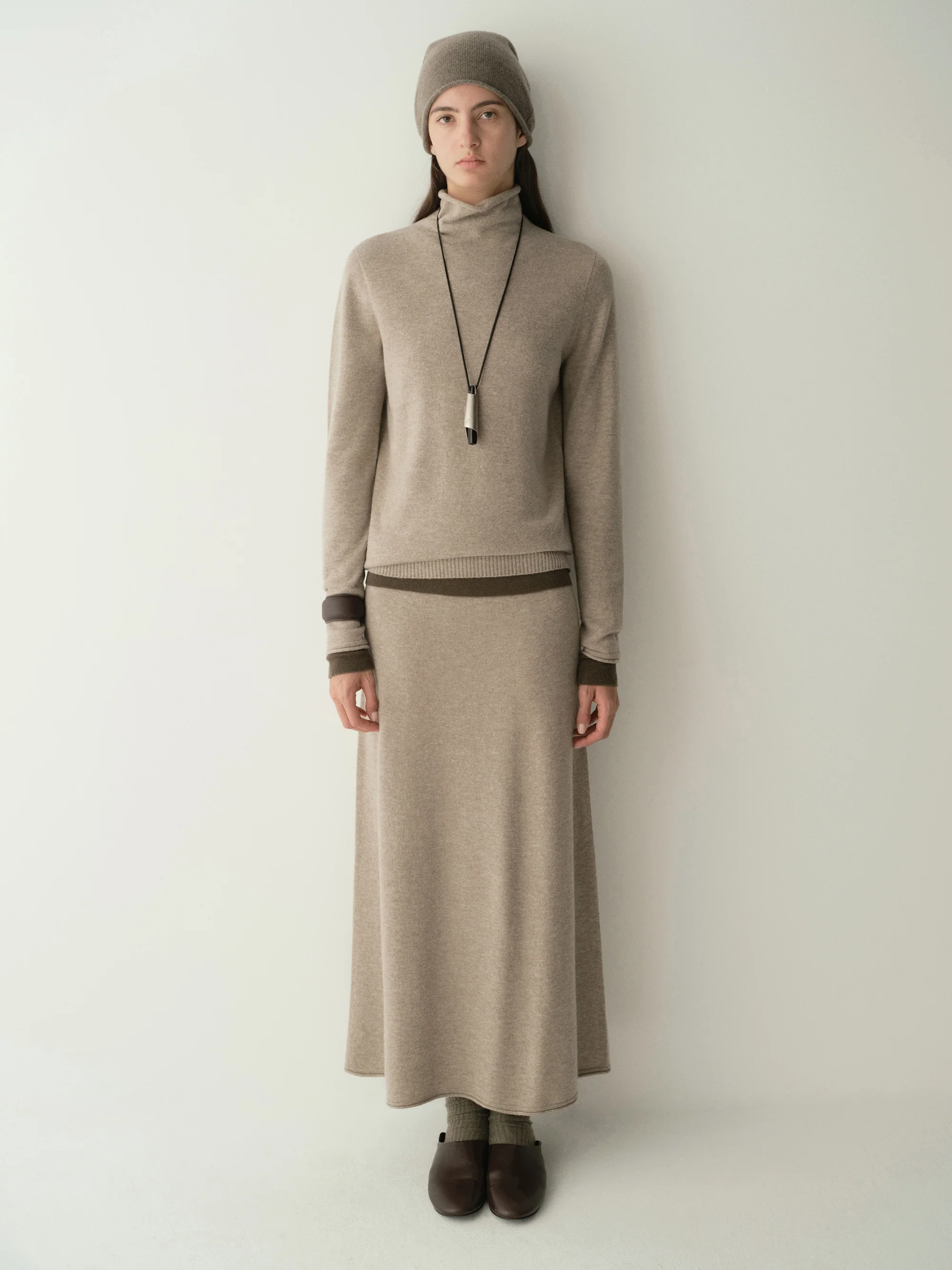 Wool Cashmere Seamless Top - Image 19
