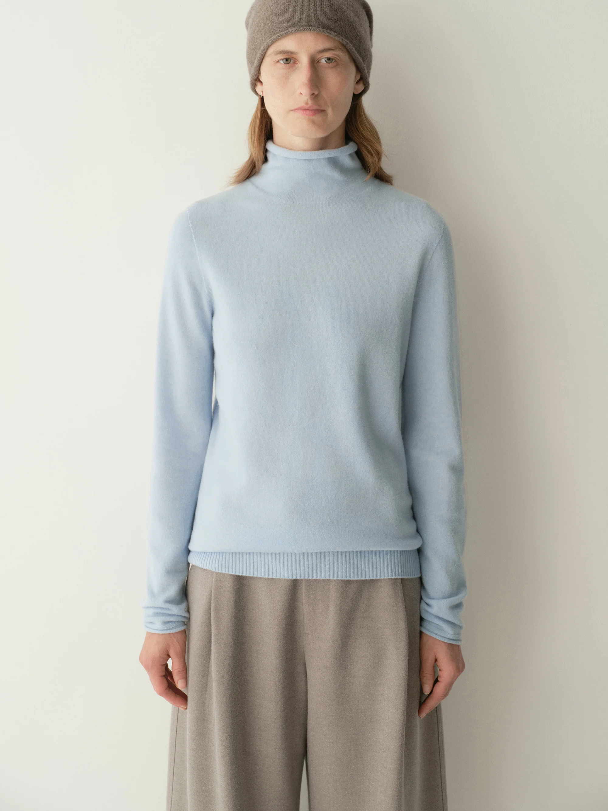 Wool Cashmere Seamless Top - Image 7