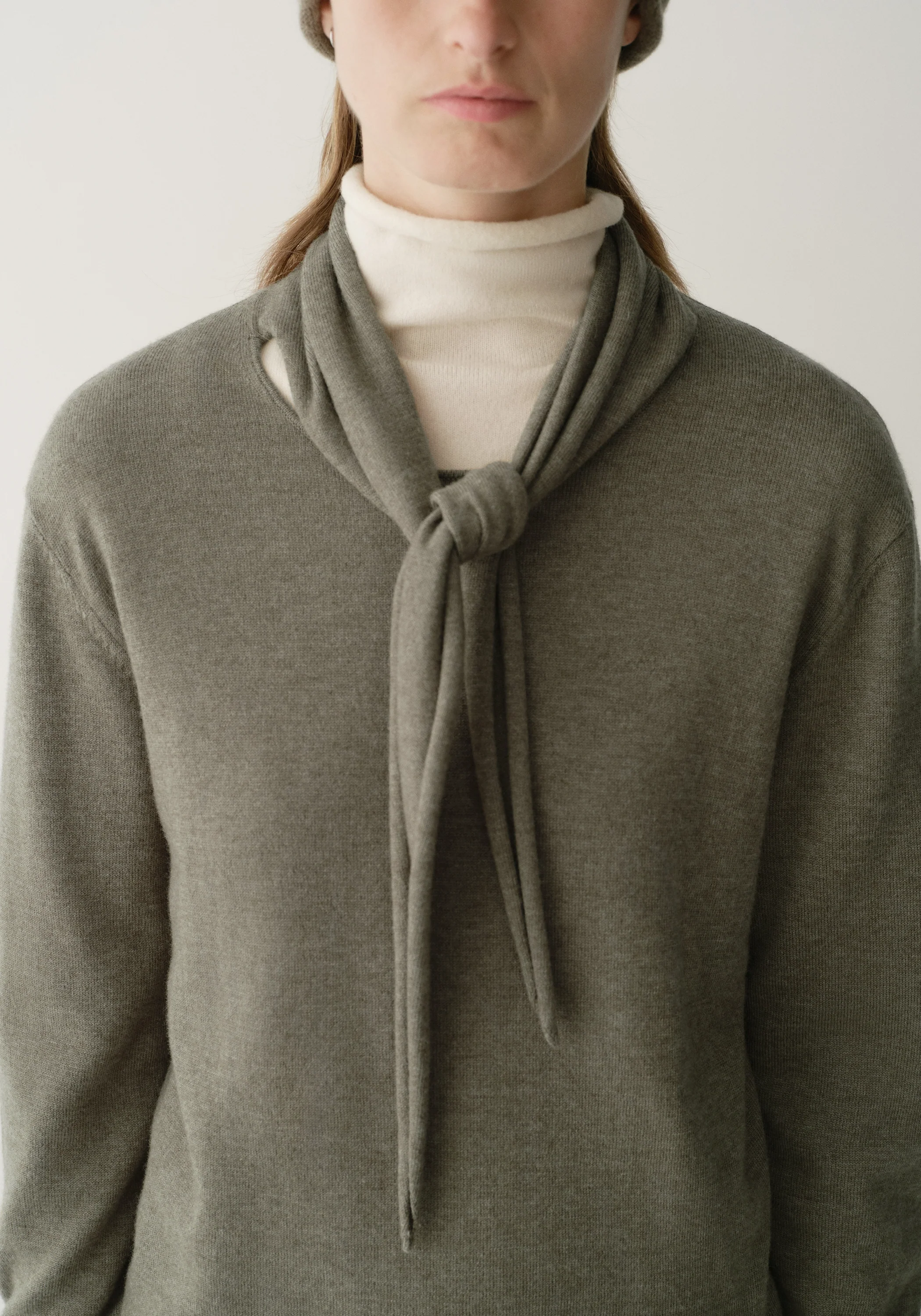 Collar Tie Knitted Pullover - Image 11