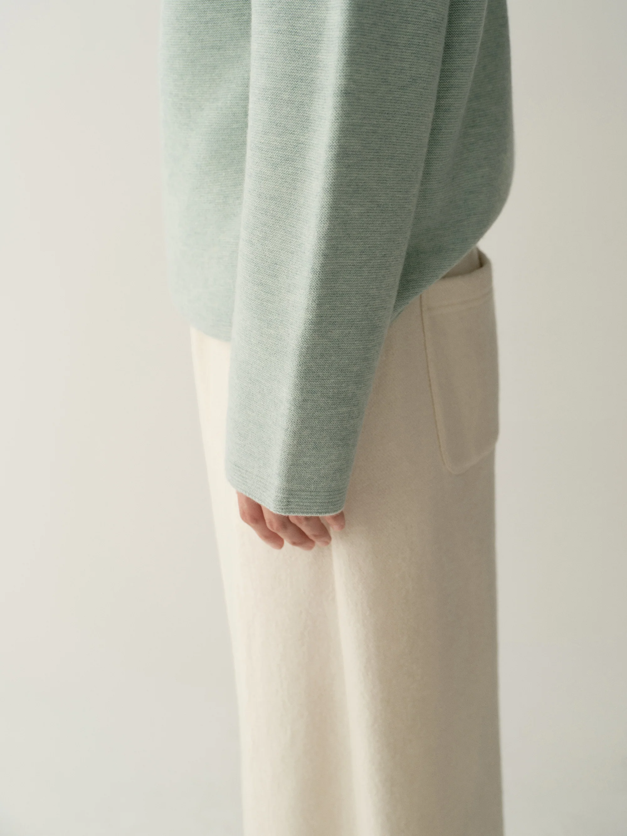 Merino Wool Seamless Pullover - Image 17