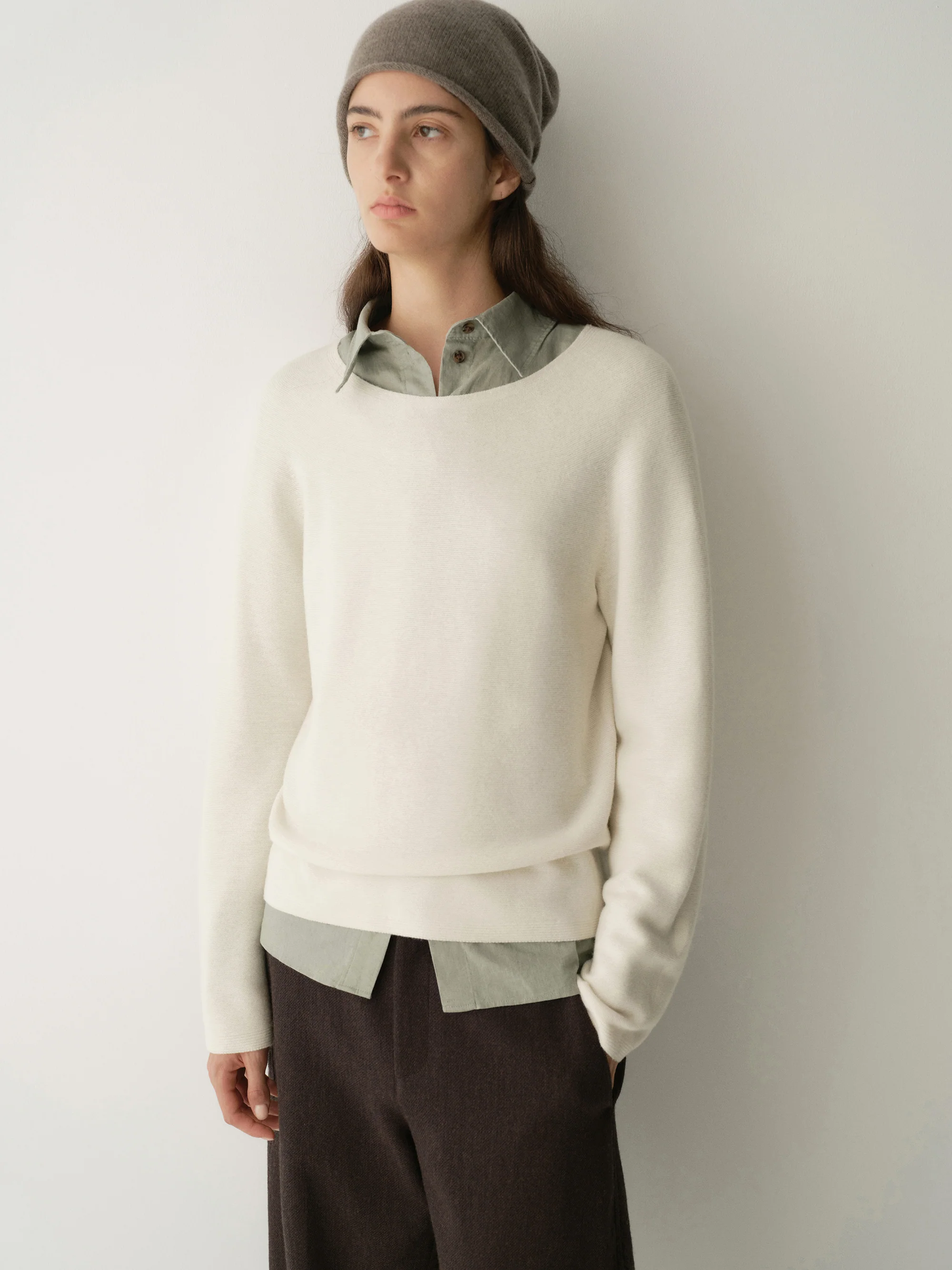 Merino Wool Seamless Pullover - Image 3