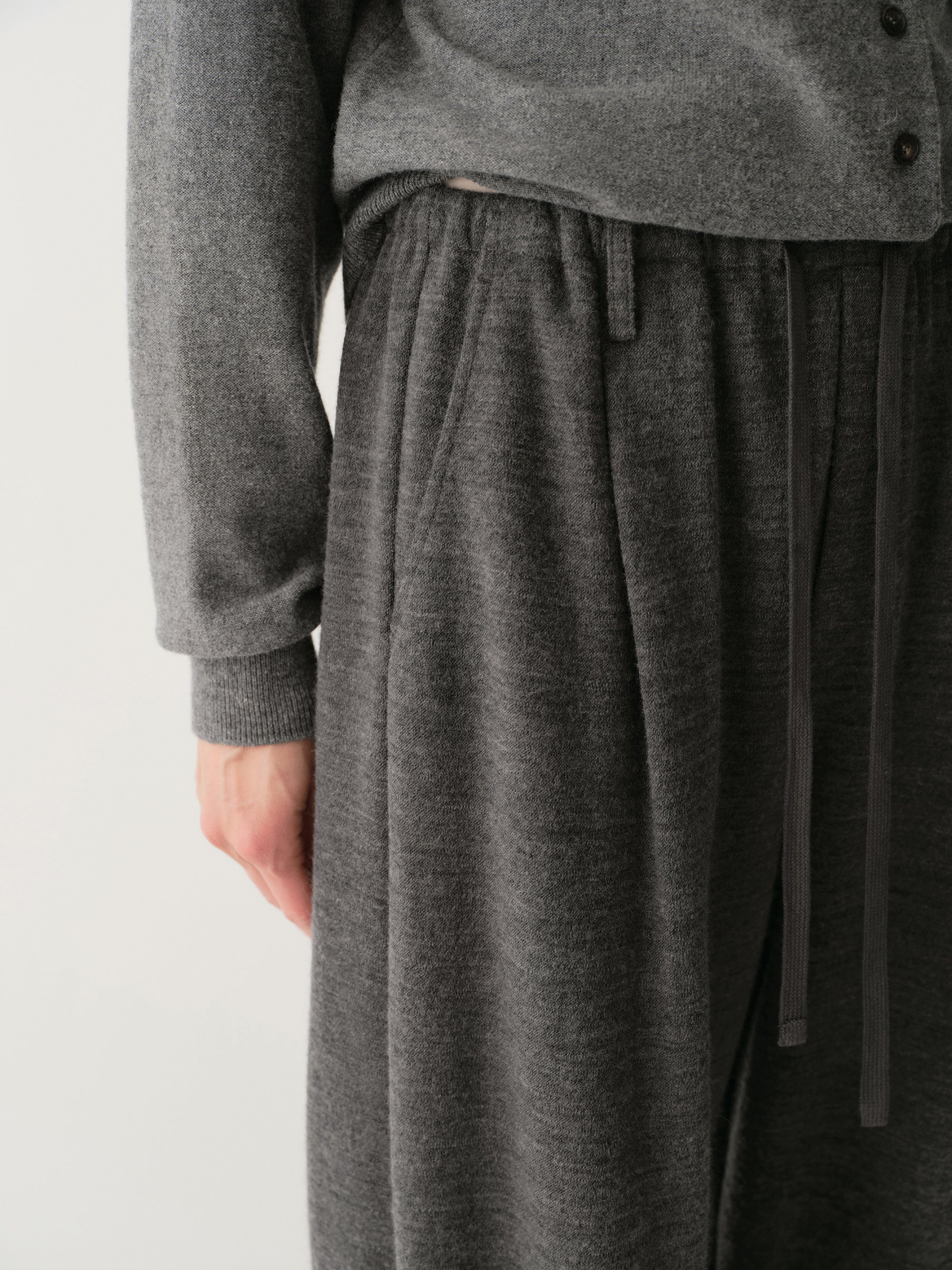 Elastic-waist Wool Knit Pants - Image 9