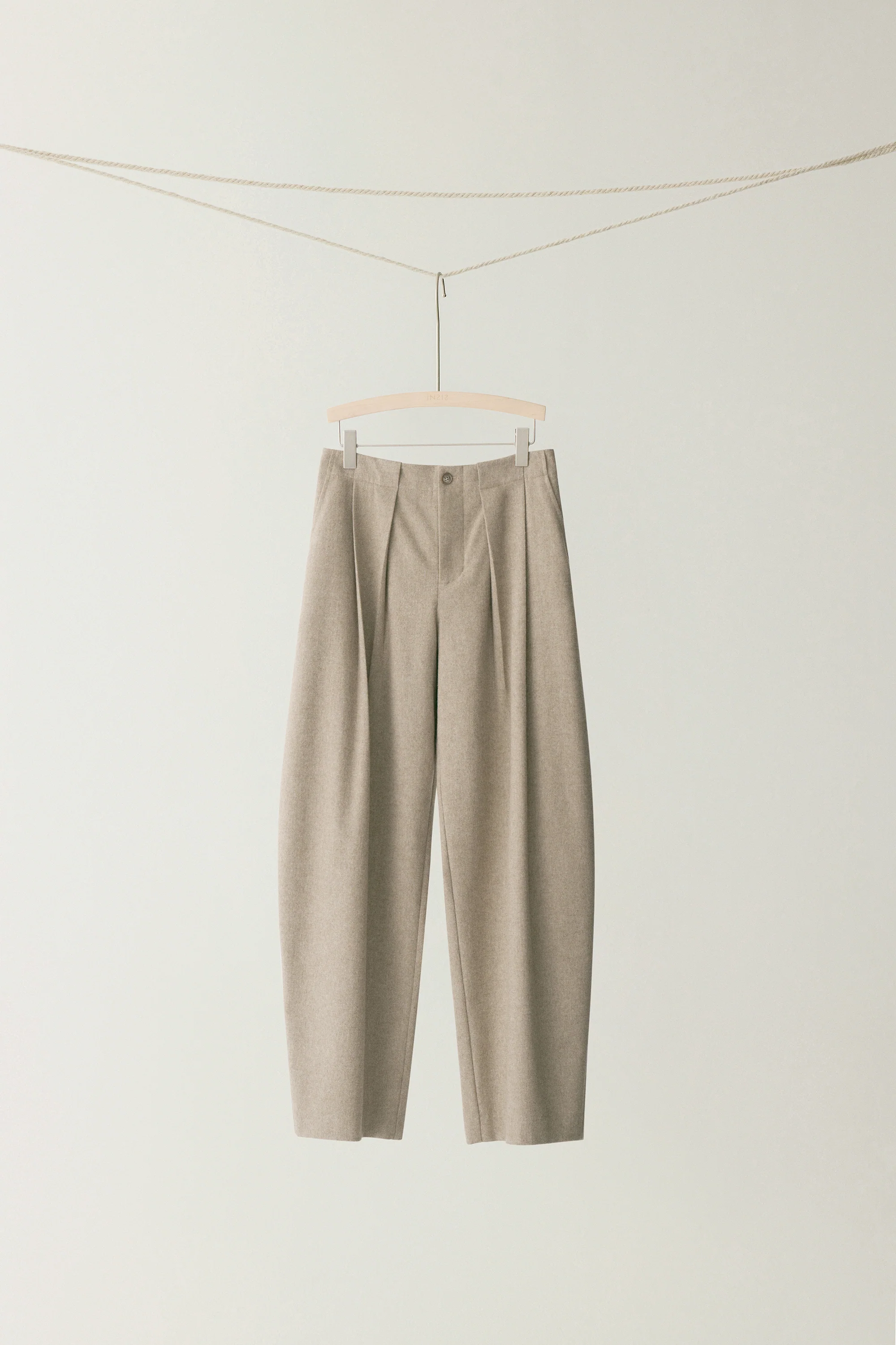 Cocoon Pleat Pants - Image 15