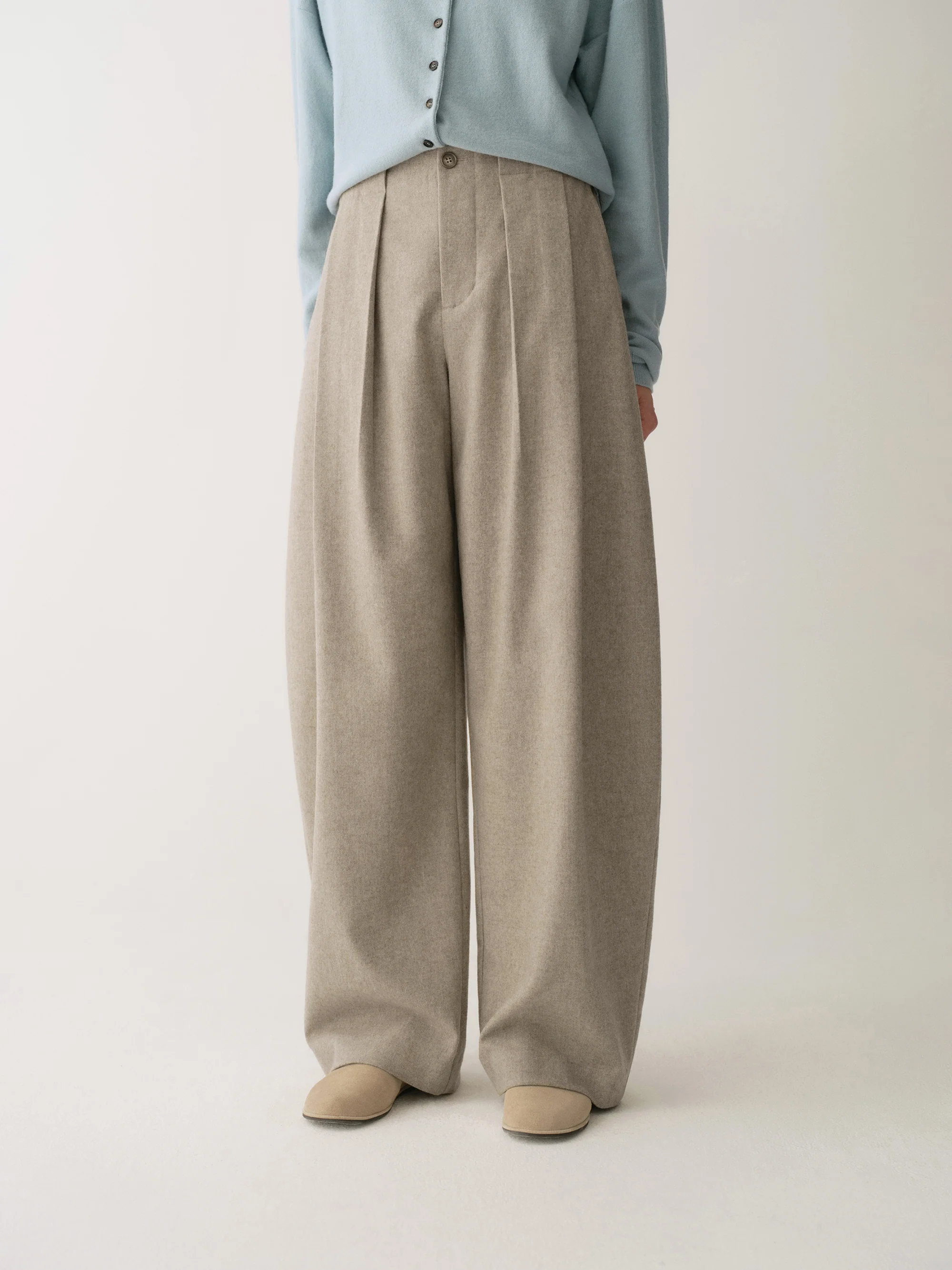 Cocoon Pleat Pants - Image 9
