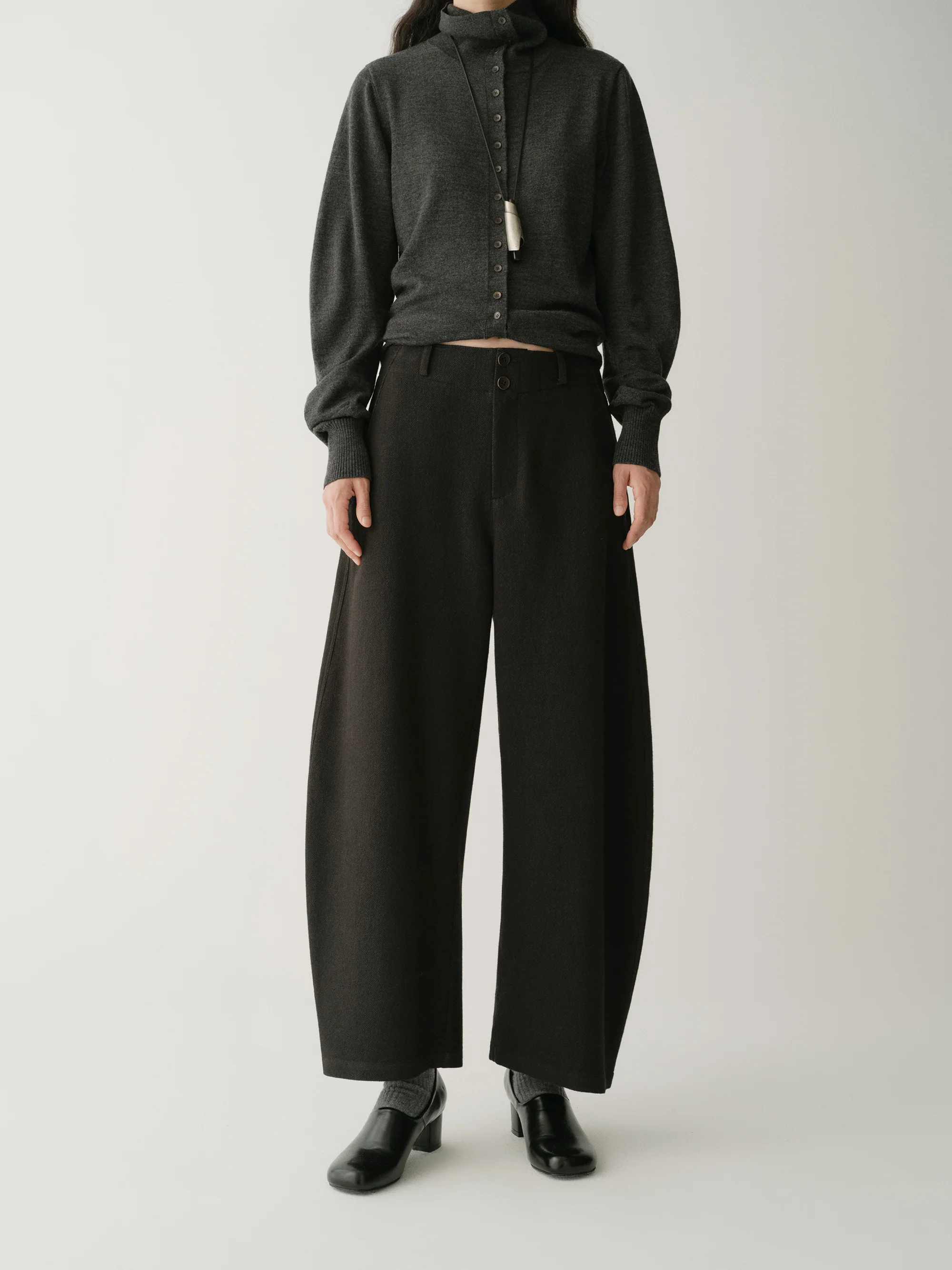 Double-buckle Cropped Pants - Image 18