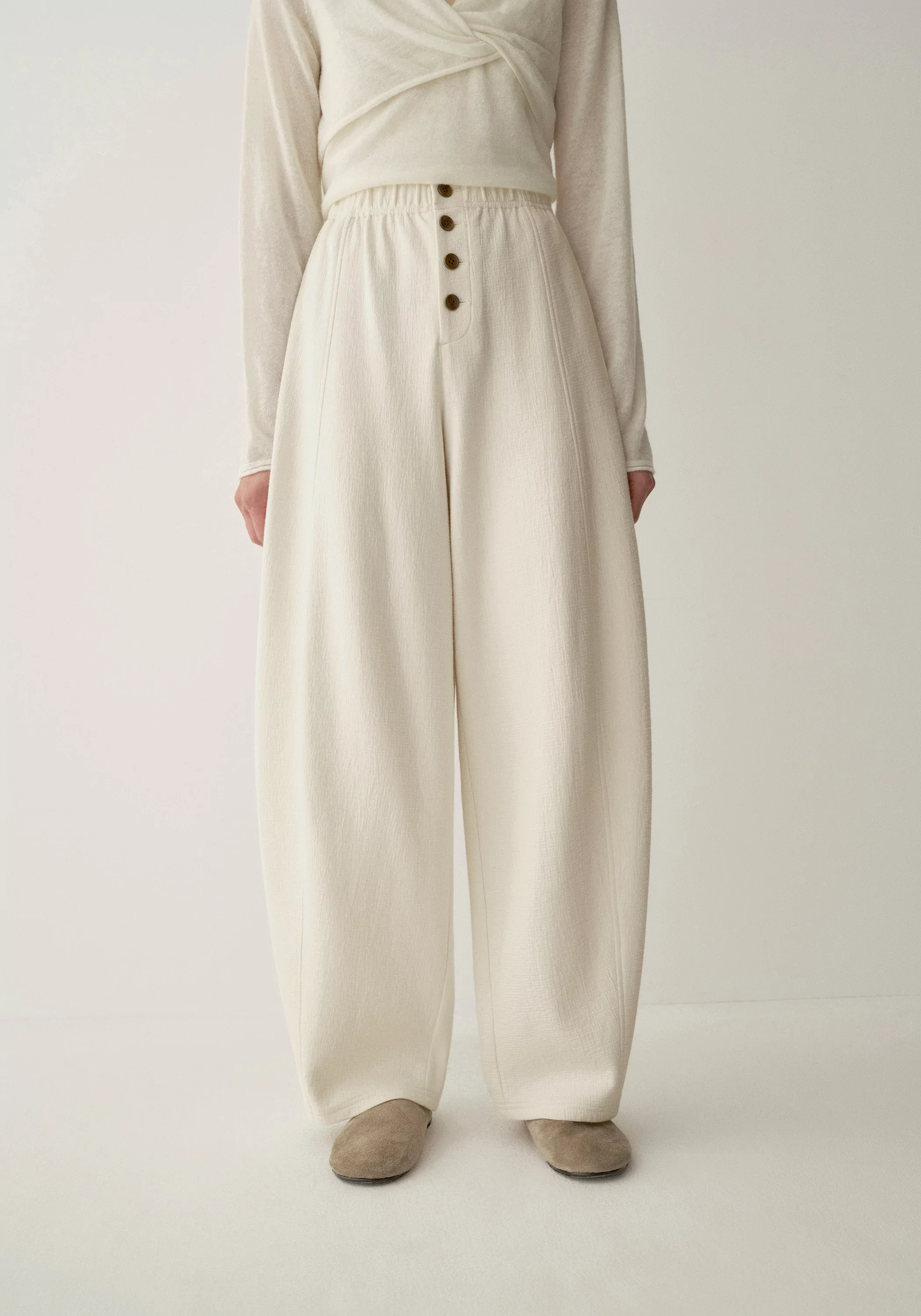 Elasticated Curved-leg Knit Pants - Image 13