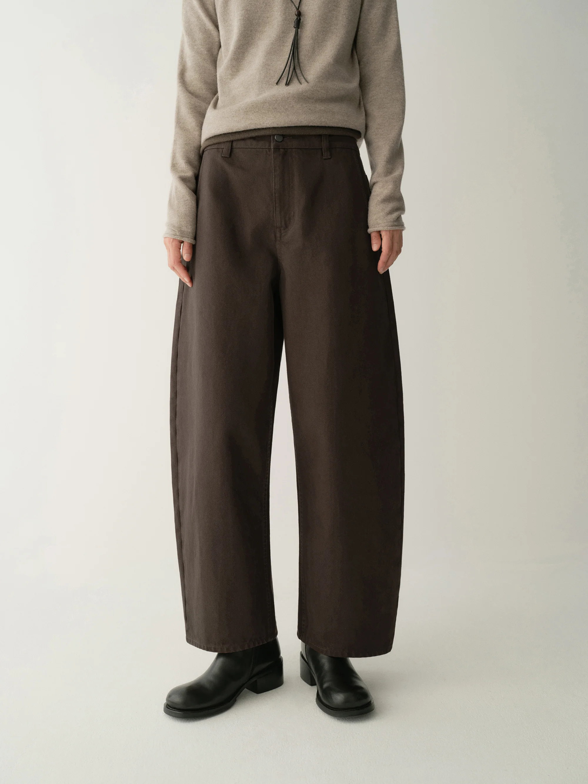 Cotton Cropped Jeans - Image 11