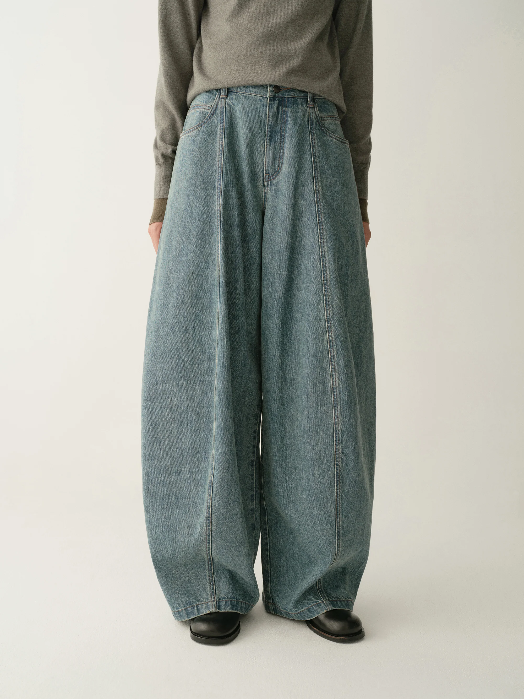 Retro Ballon Jeans - Image 16