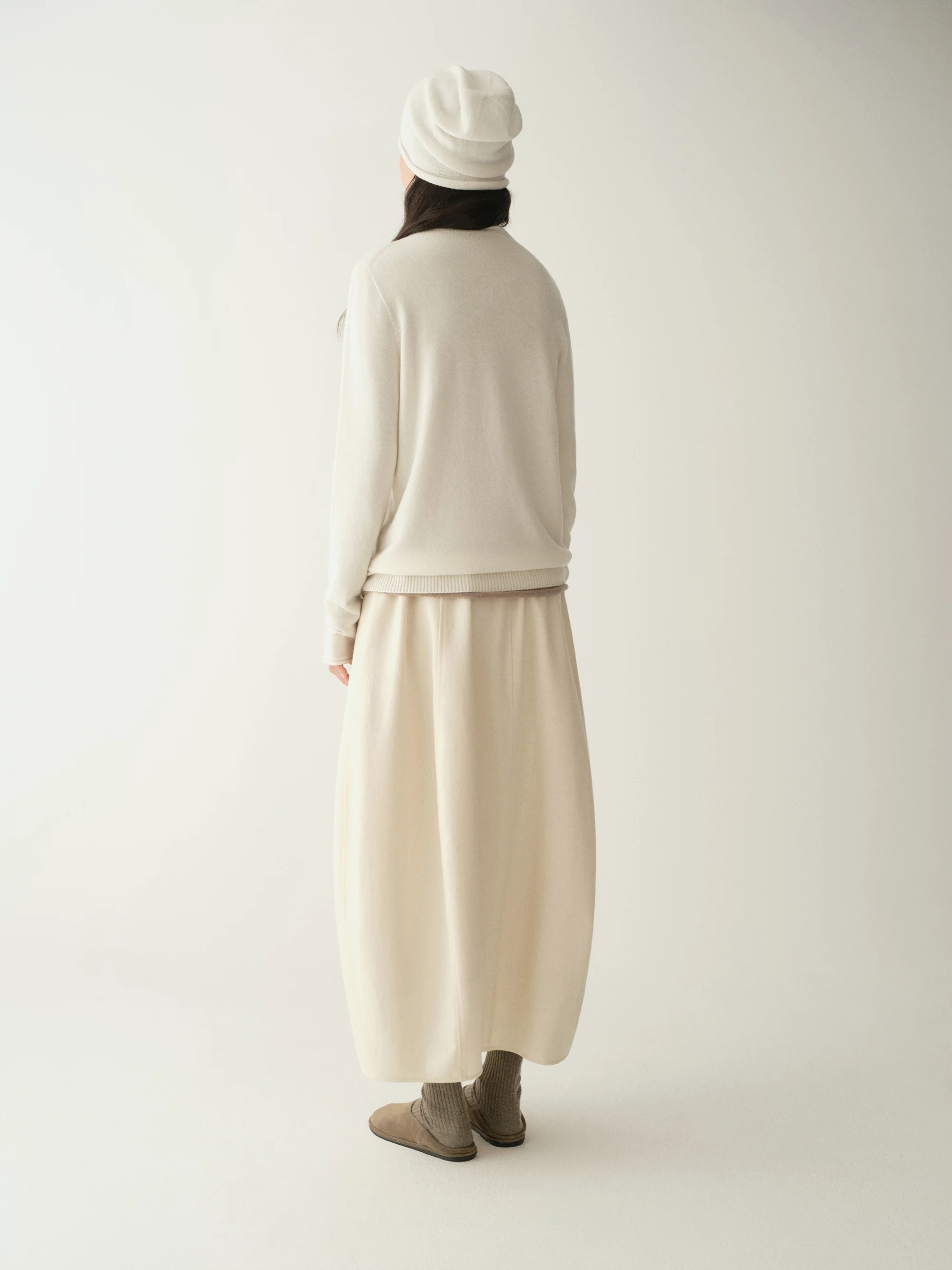 Bud-Shaped Wool Skirt - Image 13