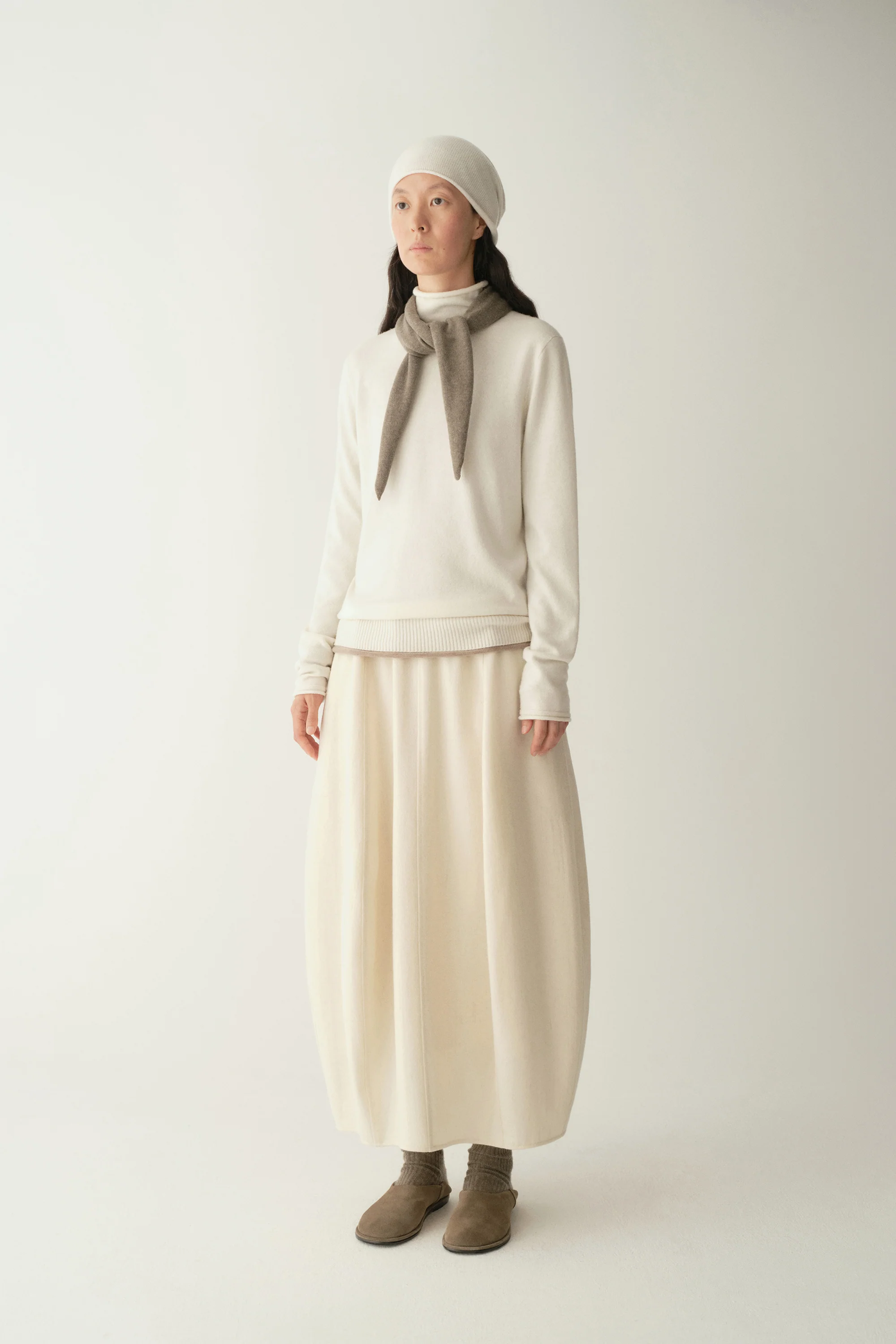 Bud-Shaped Wool Skirt - Image 3