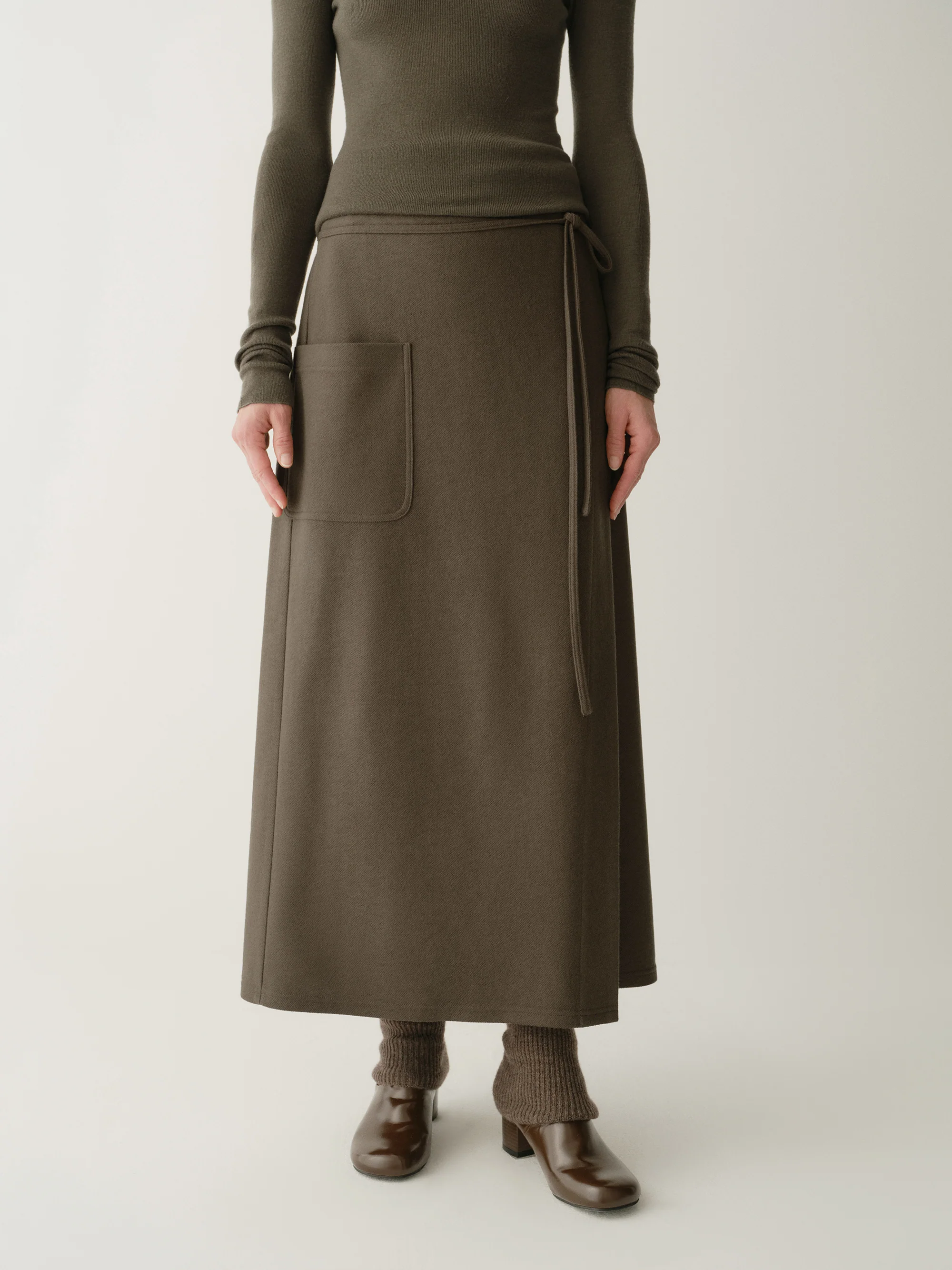 Wrap Straight Skirt with Tie - Image 12