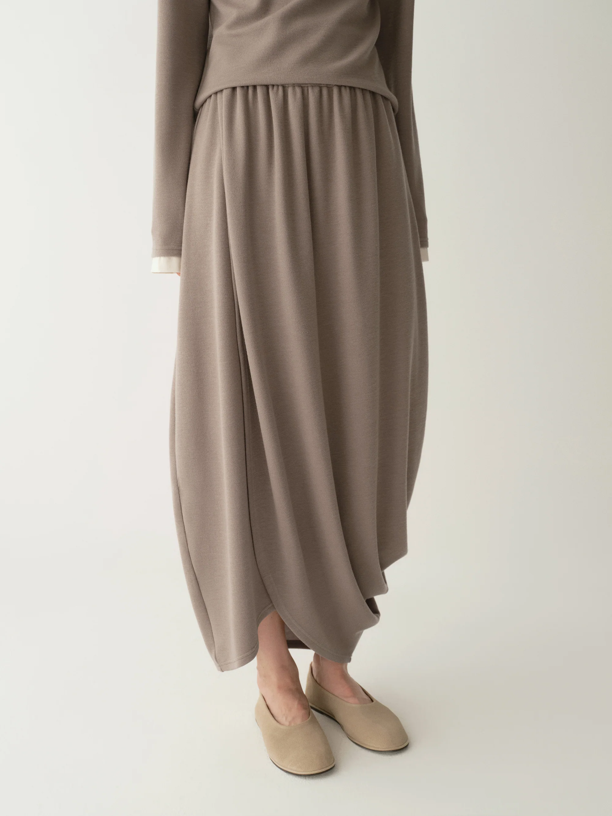 Tulip Wool Skirt - Image 12