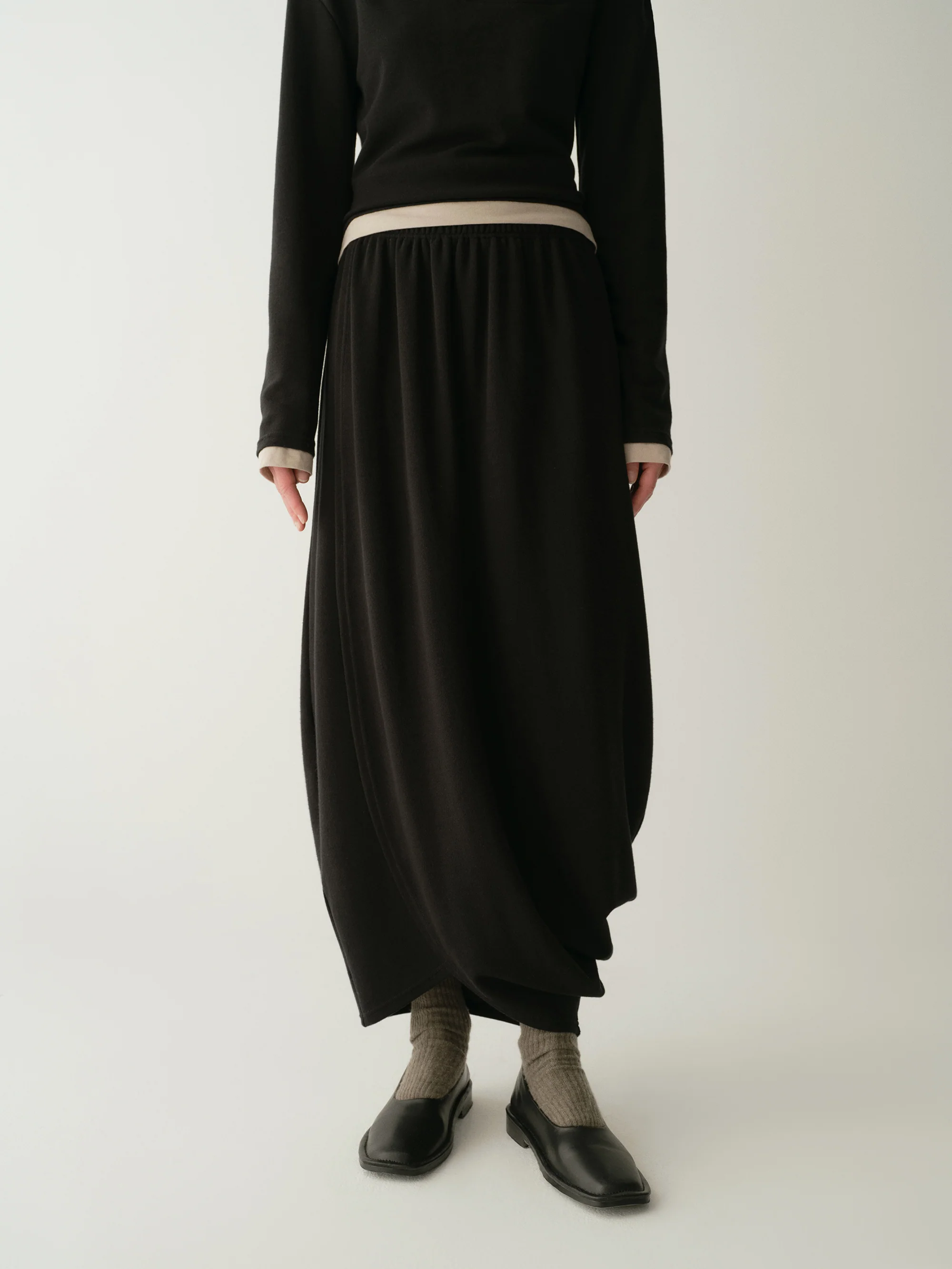 Tulip Wool Skirt - Image 7