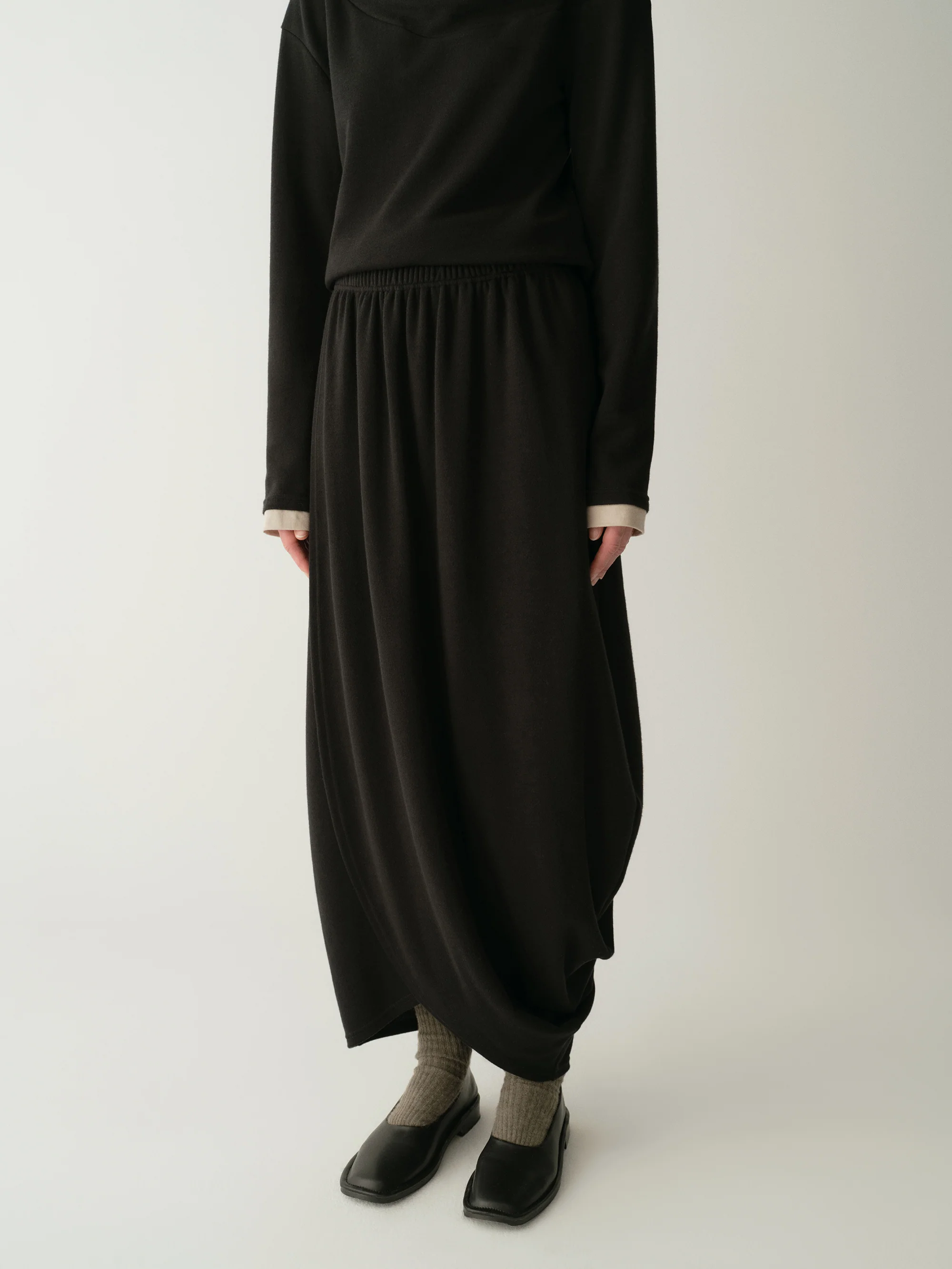Tulip Wool Skirt - Image 8