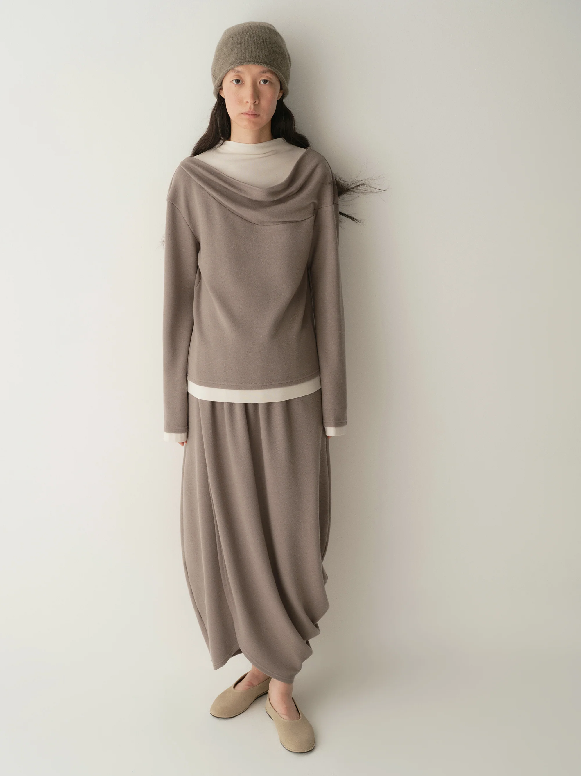 Tulip Wool Skirt - Image 9