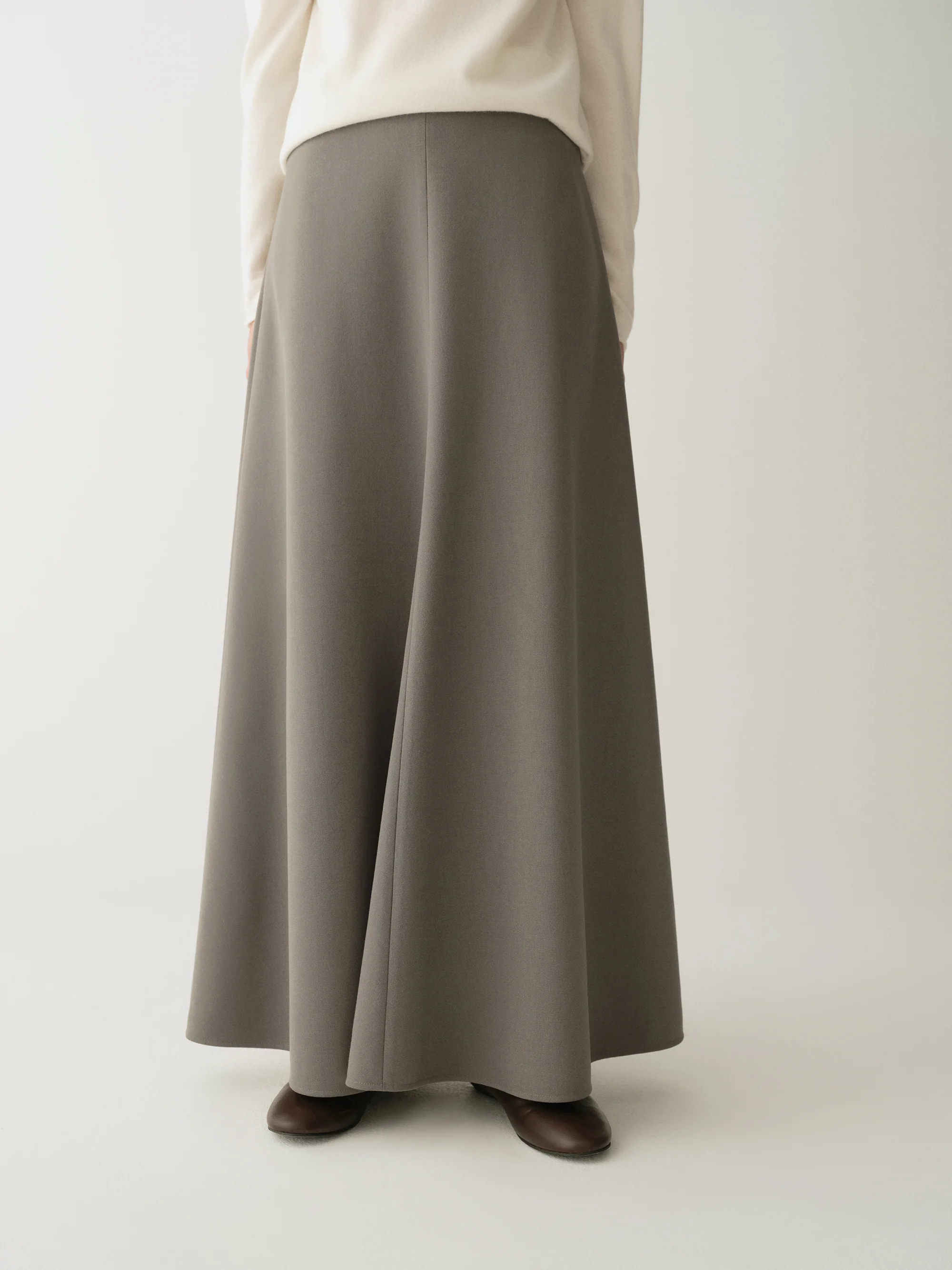 Draped Waistband-Free Skirt - Image 6