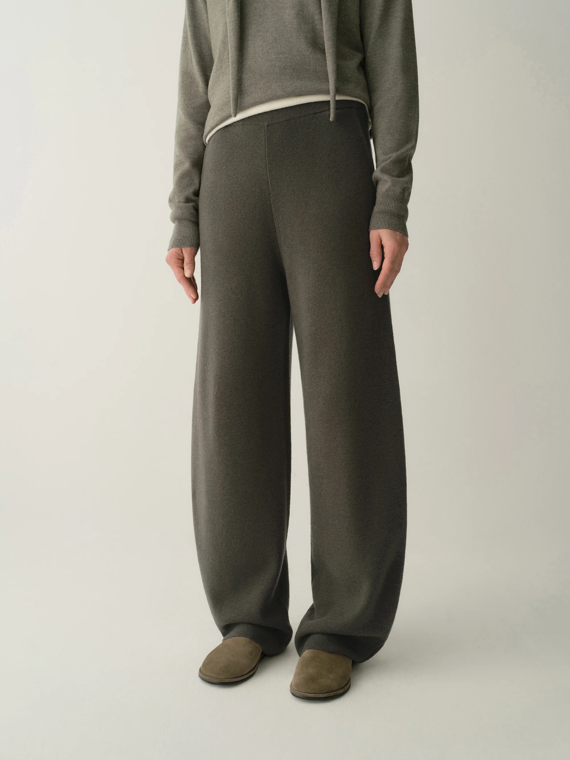 Merino Wool Knitted Pants - Image 14