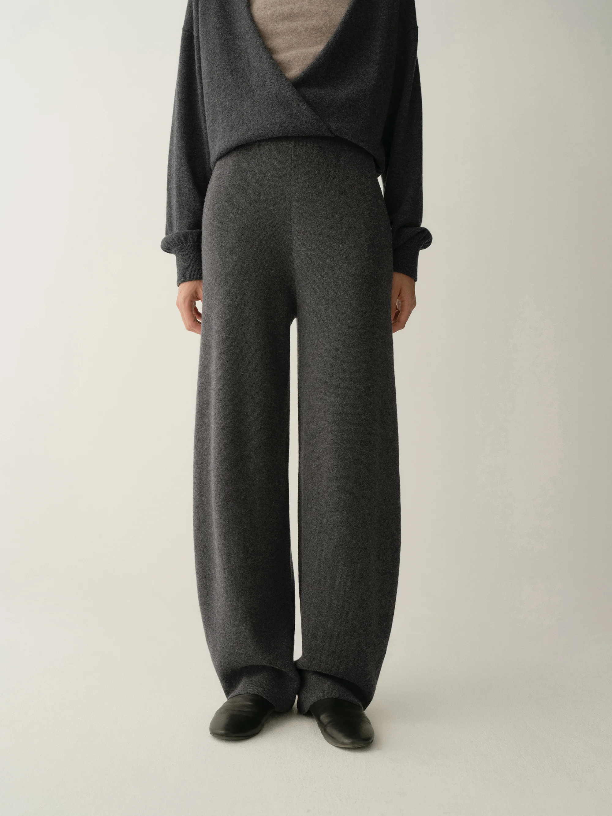 Merino Wool Knitted Pants - Image 16