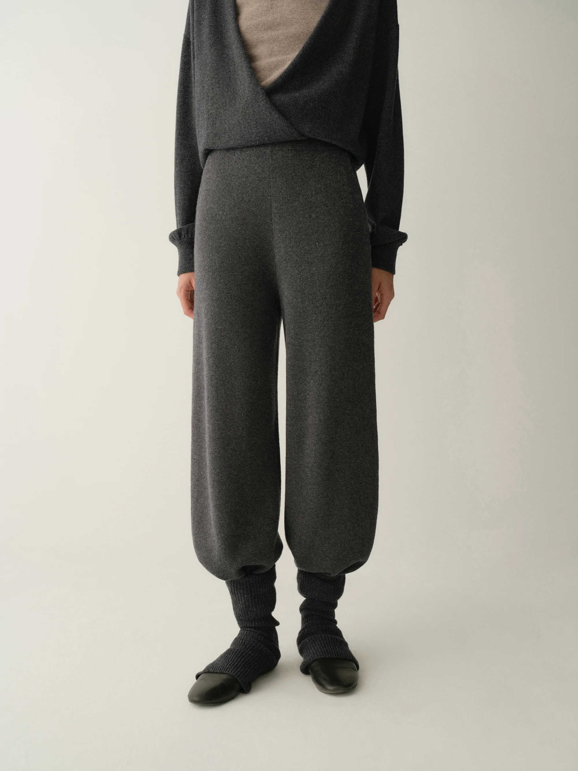 Merino Wool Knitted Pants - Image 17