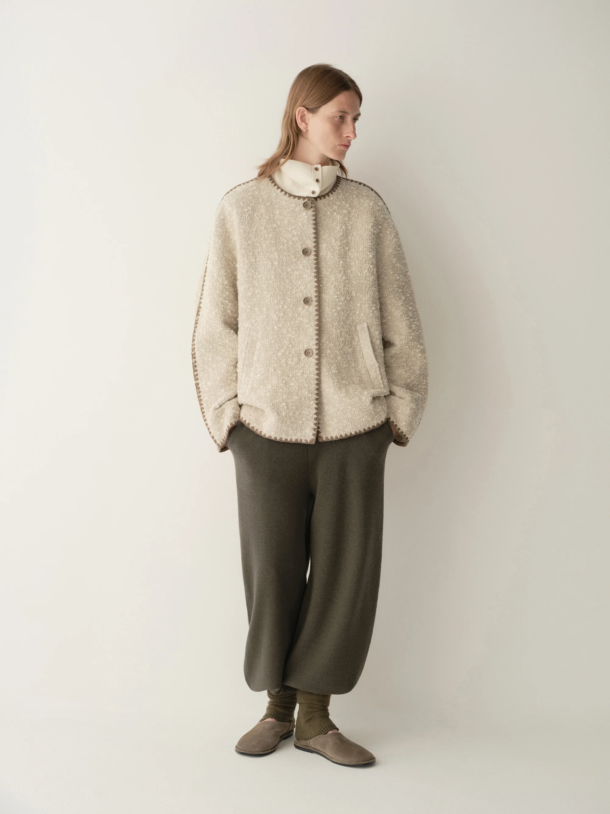 Short Embroidered Coat - Image 4