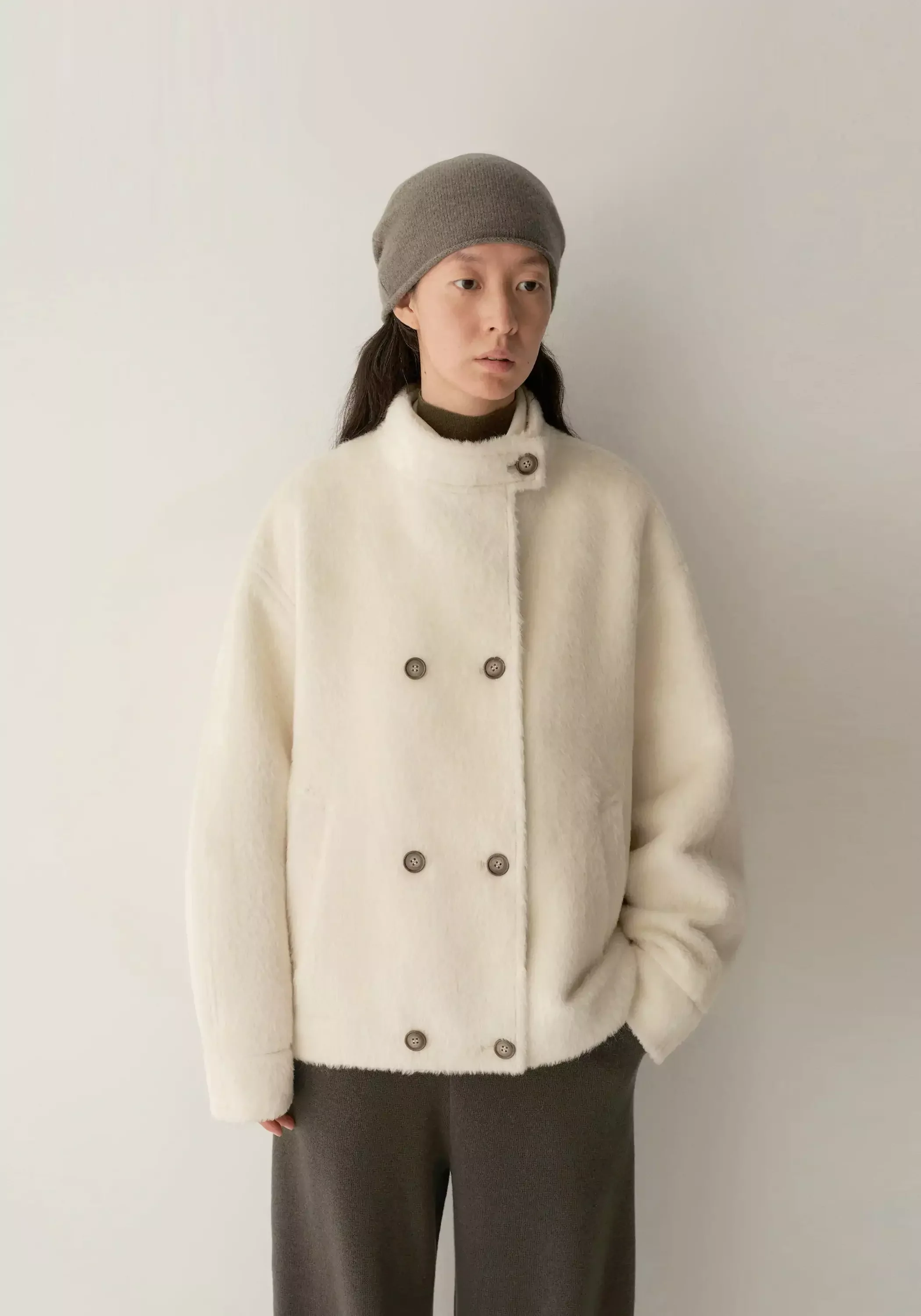 Double-breated Wool Short Coat